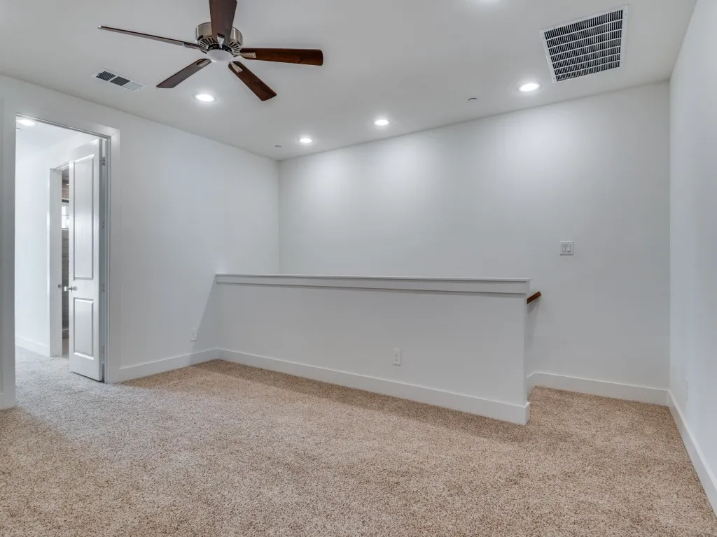 Second living space upstairs