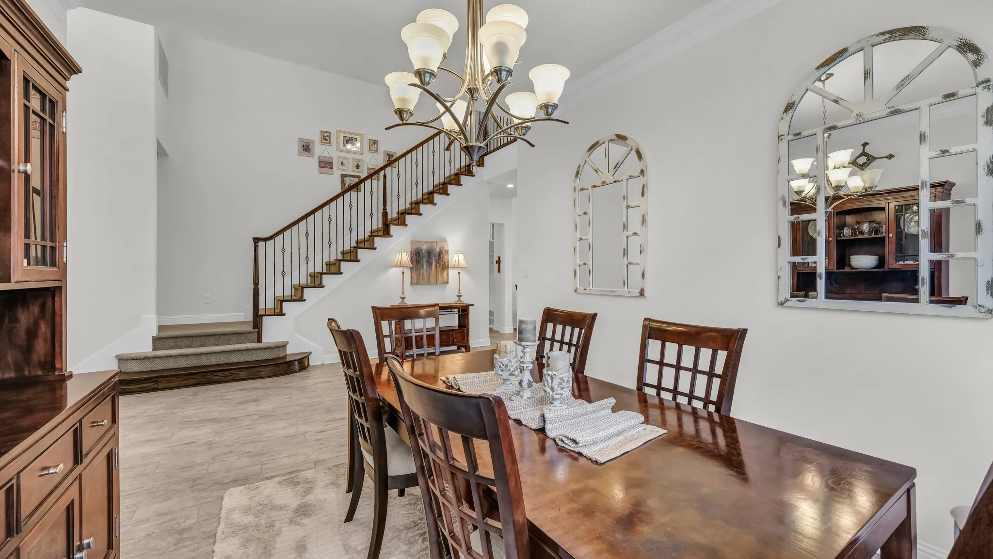 Single Family Residence For Sale in Parker County , 1709 Roundtree Circle E, Fort Worth, Texas 76008, 4 Bedrooms, 5 Bathrooms, 2 Garage spaces, 3,947 Sqft, built in 2019, Preowned, Price $885,000, mls#21228912, Real Estate Agent in Fort Worth, Homes For Sale in Parker county, Homes For Sale in Fort Worth, Realtor in Fort Worth Texas, Real Estate Brokerage Independent Realty Texas, Luminita Cordes Realtor