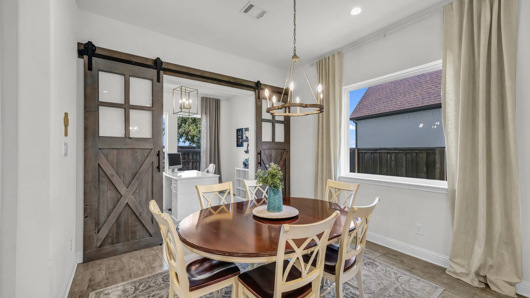 Single Family Residence For Sale in Parker County , 1709 Roundtree Circle E, Fort Worth, Texas 76008, 4 Bedrooms, 5 Bathrooms, 2 Garage spaces, 3,947 Sqft, built in 2019, Preowned, Price $885,000, mls#21228912, Real Estate Agent in Fort Worth, Homes For Sale in Parker county, Homes For Sale in Fort Worth, Realtor in Fort Worth Texas, Real Estate Brokerage Independent Realty Texas, Luminita Cordes Realtor