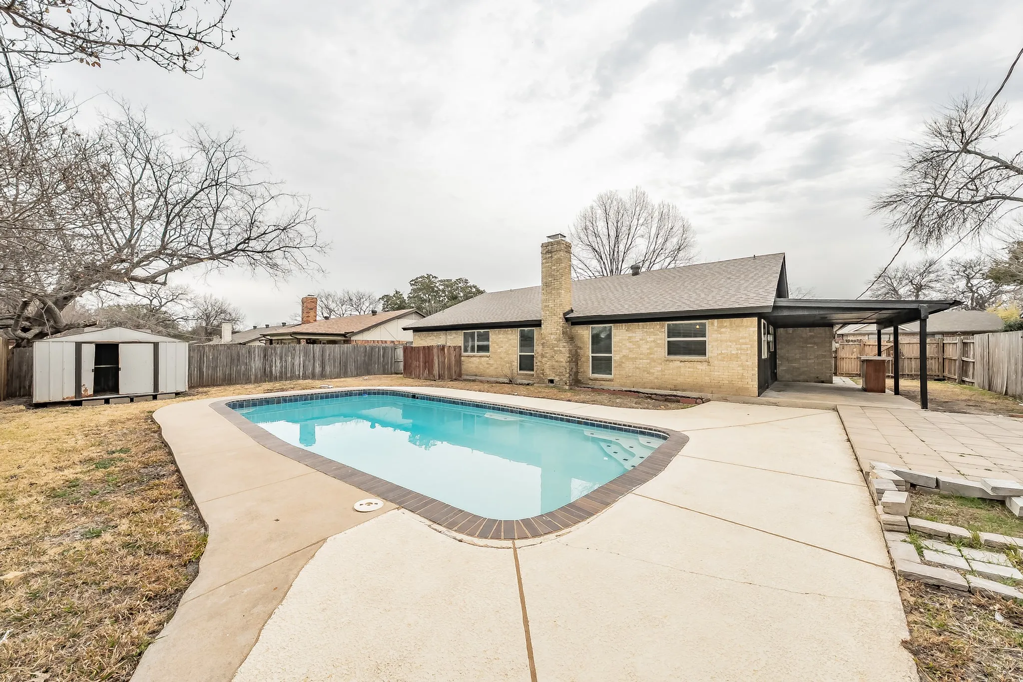 Single Family Residence For Sale in Tarrant County , 8409 Glenann Drive, North Richland Hills, Texas 76182, 3 Bedroom, 2 Bathroom, 2 Garage spaces, 1,739 Sqft, built in 1973, mls#21233340, Real Estate Agent in North Richland Hills, Homes For Sale in Tarrant county, Homes For Sale in North Richland Hills, Realtor in North Richland Hills Texas, Real Estate Brokerage Independent Realty Texas, Luminita Cordes Realtor