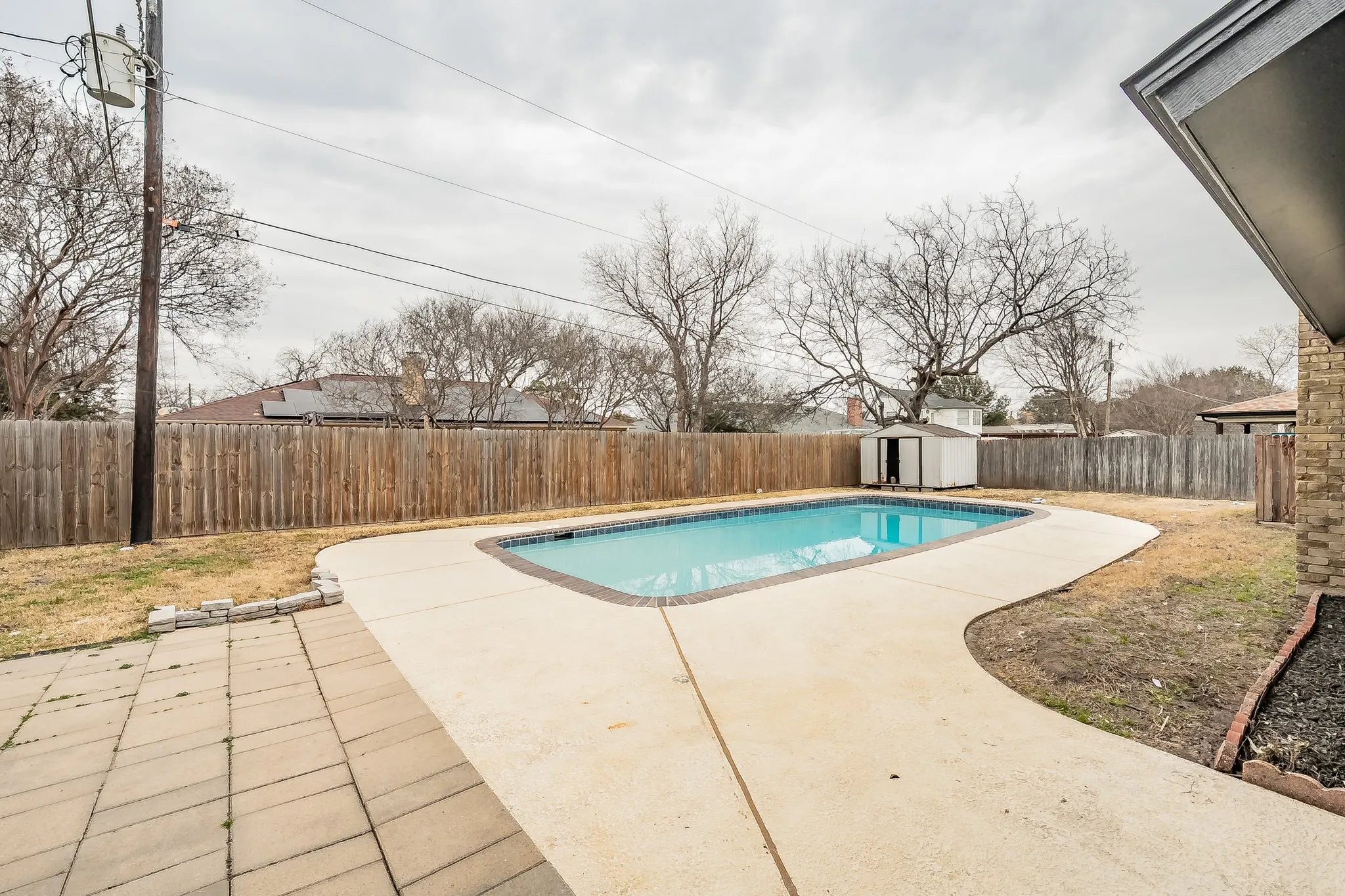 Single Family Residence For Sale in Tarrant County , 8409 Glenann Drive, North Richland Hills, Texas 76182, 3 Bedroom, 2 Bathroom, 2 Garage spaces, 1,739 Sqft, built in 1973, mls#21233340, Real Estate Agent in North Richland Hills, Homes For Sale in Tarrant county, Homes For Sale in North Richland Hills, Realtor in North Richland Hills Texas, Real Estate Brokerage Independent Realty Texas, Luminita Cordes Realtor