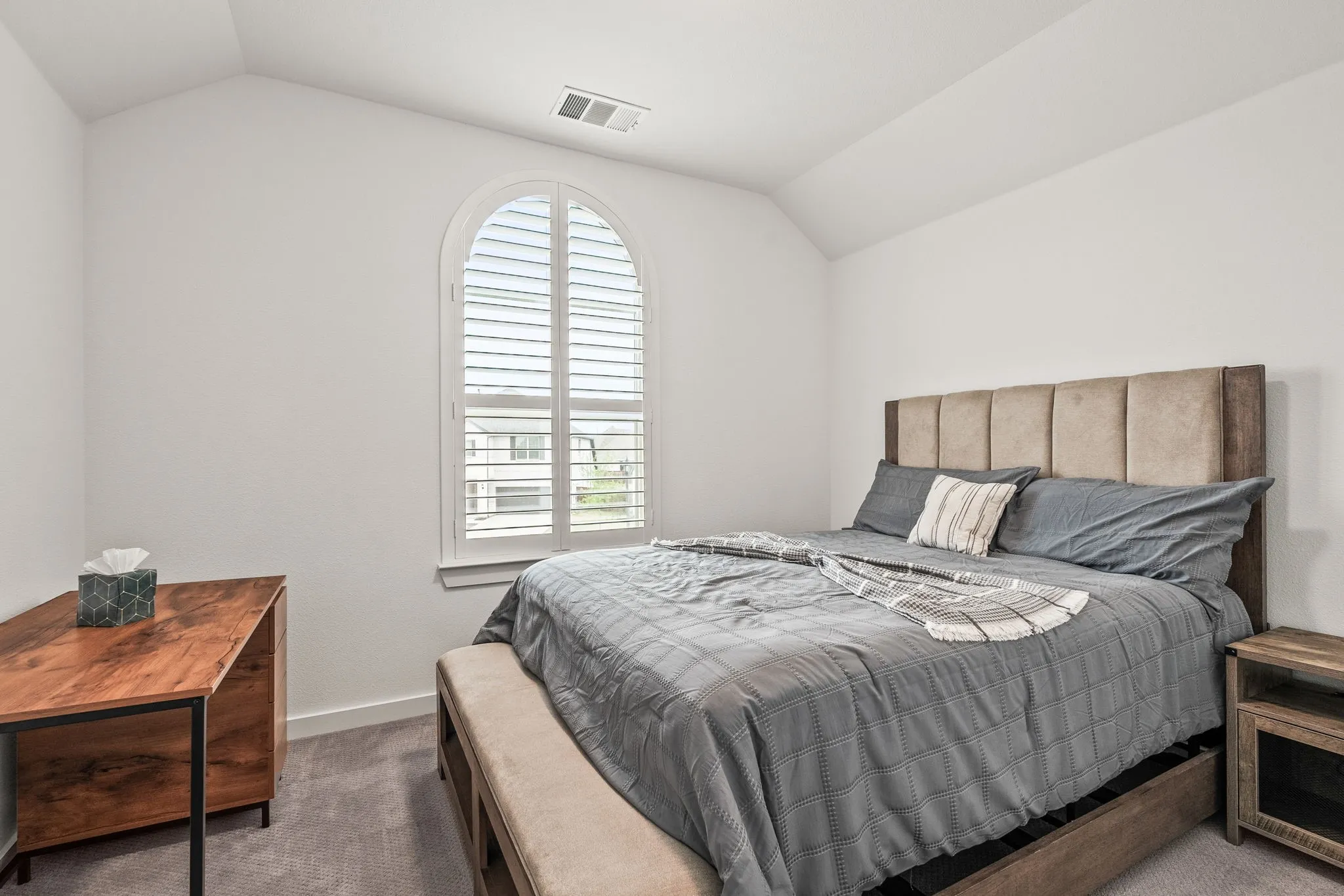 Single Family Residence For Sale in Collin County , 2025 Rhea Court, Celina, Texas 75009, 4 Bedroom, 3 Bathroom, 2 Garage spaces, 2,607 Sqft, built in 2021, mls#21232160, Real Estate Agent in Celina, Homes For Sale in Collin county, Homes For Sale in Celina, Realtor in Celina Texas, Real Estate Brokerage Independent Realty Texas, Luminita Cordes Realtor