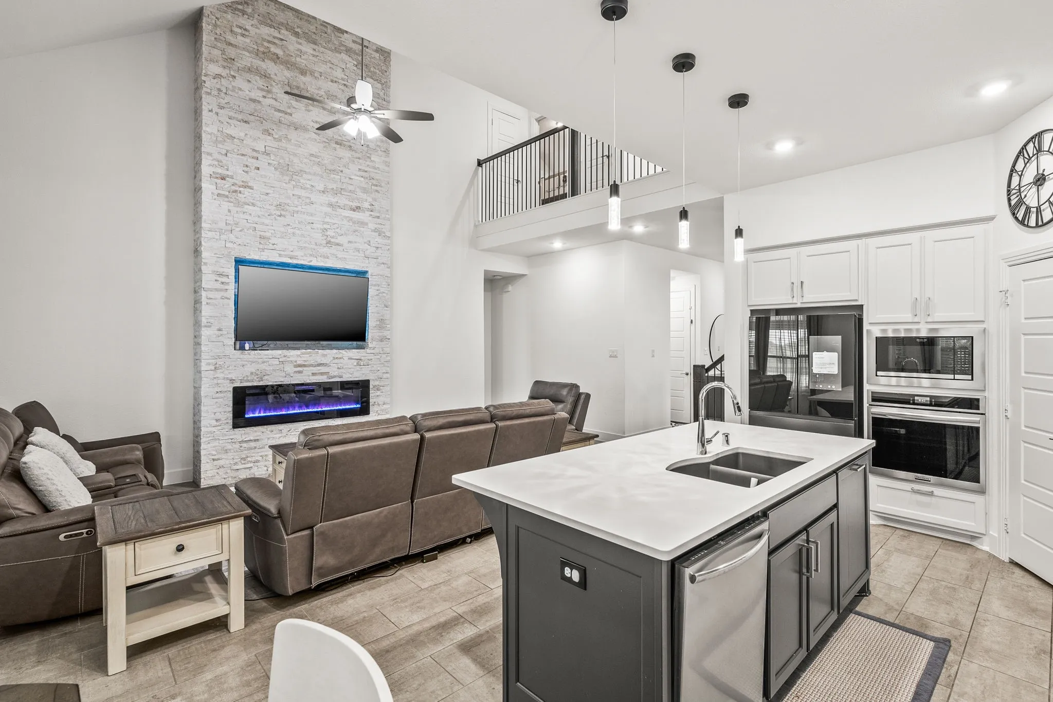 Single Family Residence For Sale in Collin County , 2025 Rhea Court, Celina, Texas 75009, 4 Bedroom, 3 Bathroom, 2 Garage spaces, 2,607 Sqft, built in 2021, mls#21232160, Real Estate Agent in Celina, Homes For Sale in Collin county, Homes For Sale in Celina, Realtor in Celina Texas, Real Estate Brokerage Independent Realty Texas, Luminita Cordes Realtor