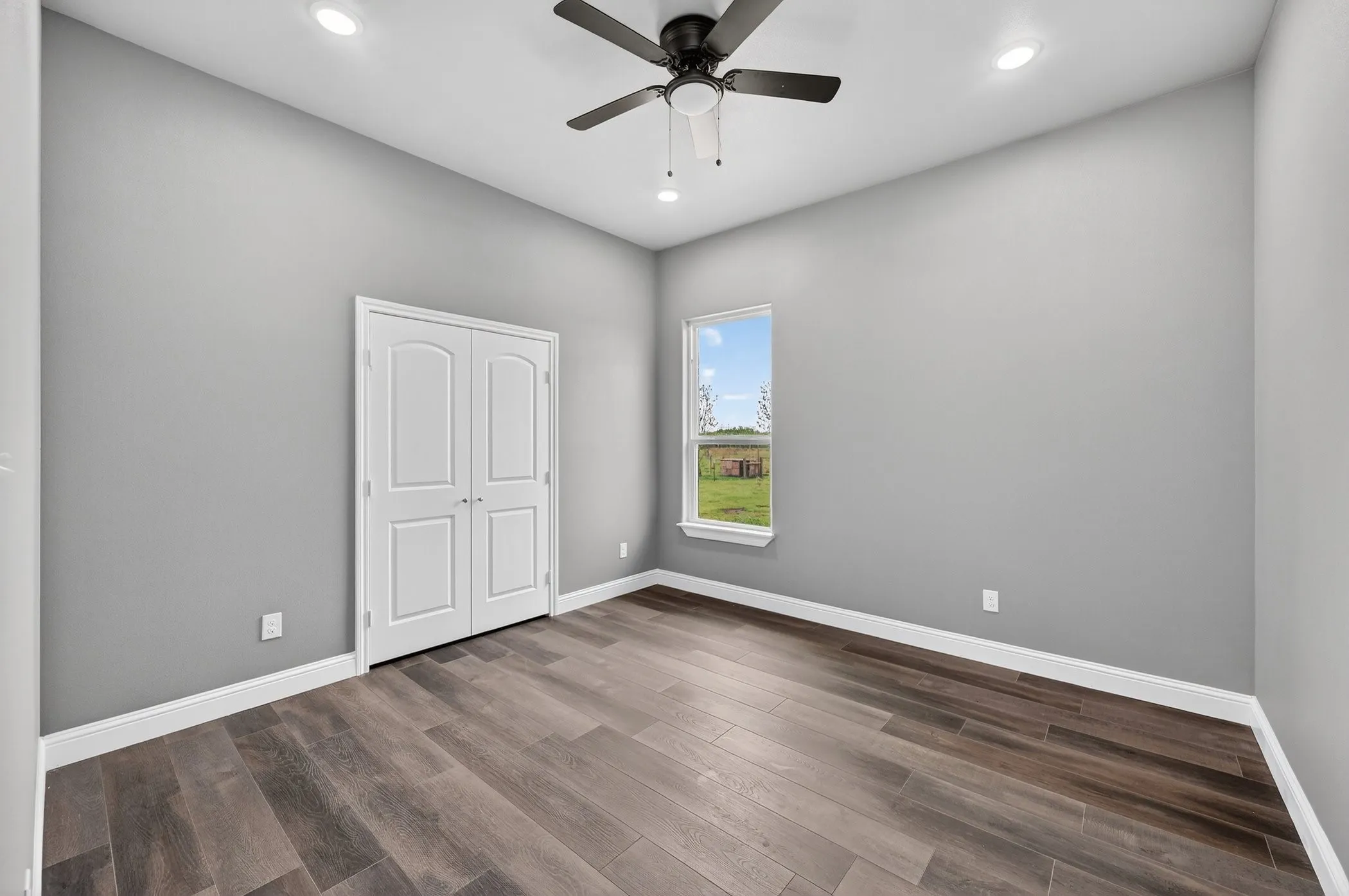 Single Family Residence For Sale in Johnson County , 4510 County Road 307, Grandview, Texas 76050, 4 Bedroom, 3 Bathroom, 2 Garage spaces, 2,220 Sqft, built in 2026, New Construction - Complete, mls#21232105, Real Estate Agent in Grandview, Homes For Sale in Johnson county, Homes For Sale in Grandview, Realtor in Grandview Texas, Real Estate Brokerage Independent Realty Texas, Luminita Cordes Realtor