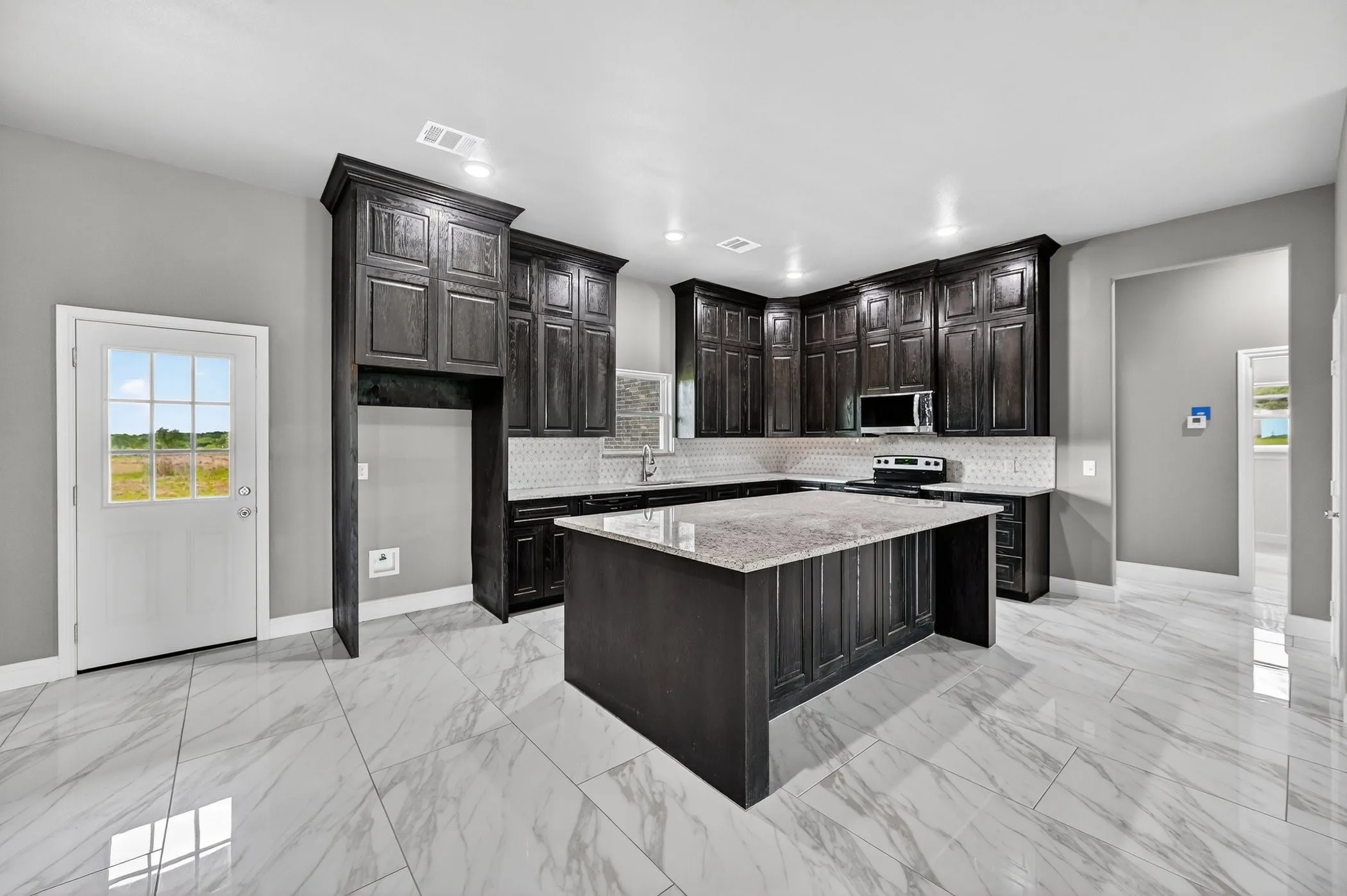 Single Family Residence For Sale in Johnson County , 4510 County Road 307, Grandview, Texas 76050, 4 Bedroom, 3 Bathroom, 2 Garage spaces, 2,220 Sqft, built in 2026, New Construction - Complete, mls#21232105, Real Estate Agent in Grandview, Homes For Sale in Johnson county, Homes For Sale in Grandview, Realtor in Grandview Texas, Real Estate Brokerage Independent Realty Texas, Luminita Cordes Realtor