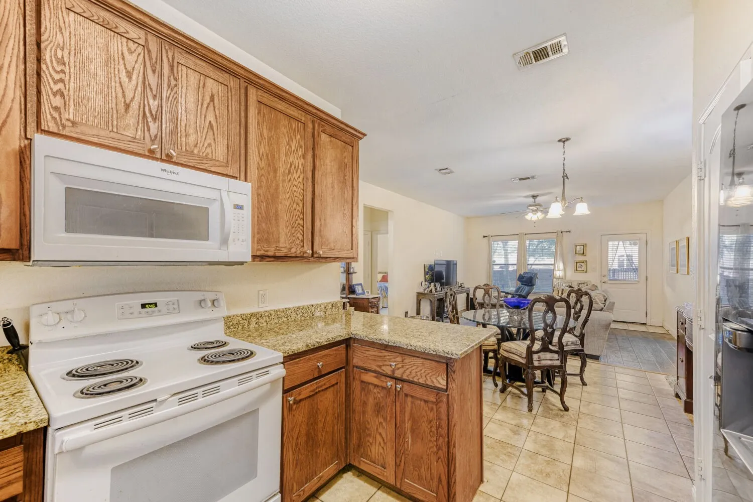 6525 Greenway Road Kitchen