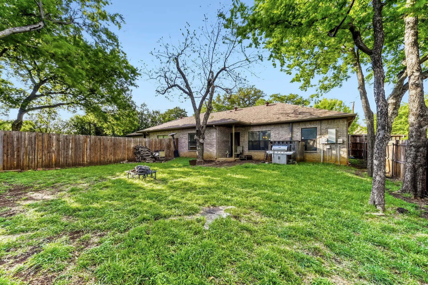 6525 Greenway Road Backyard