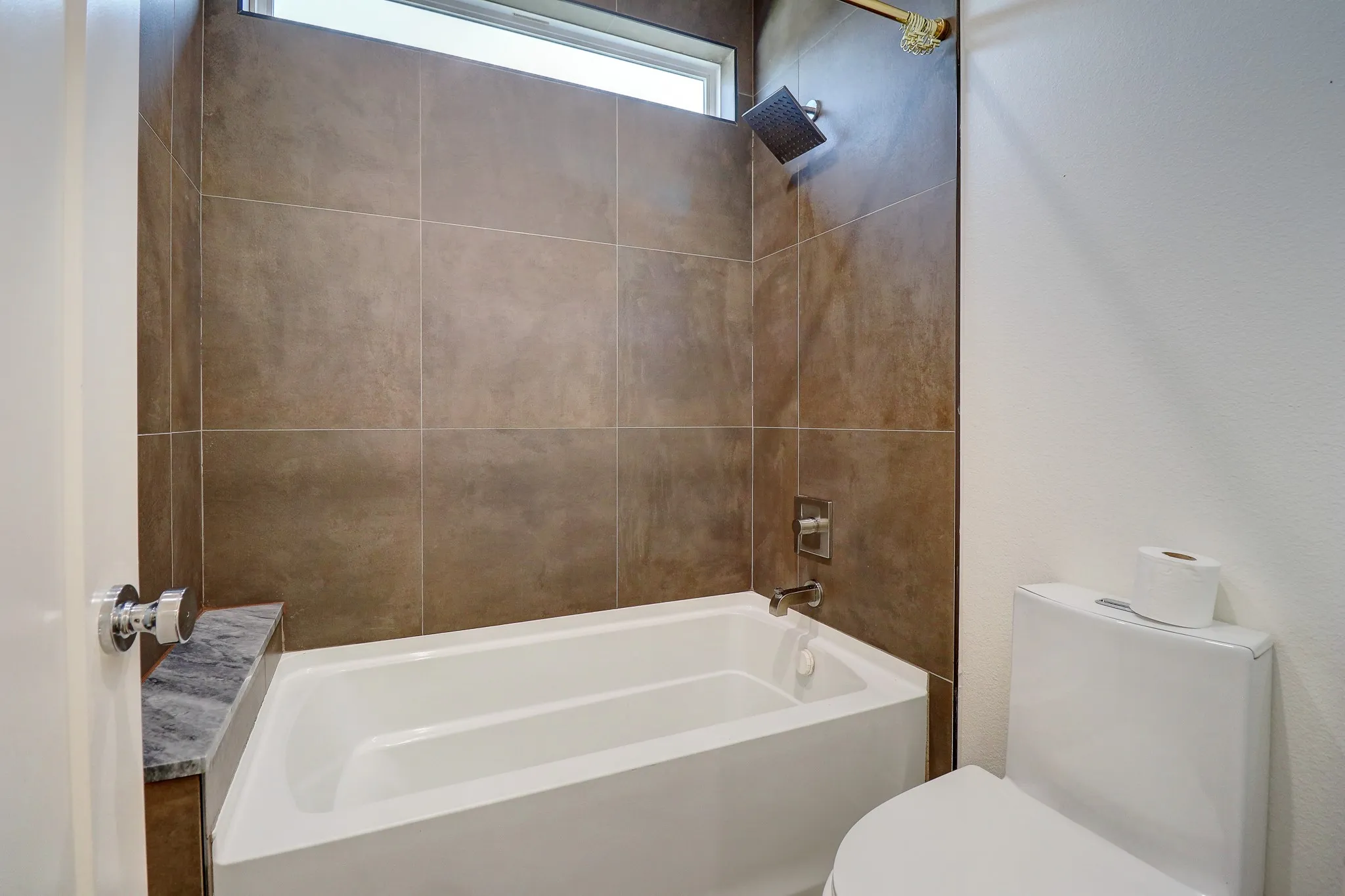 Secondary Bathroom 2