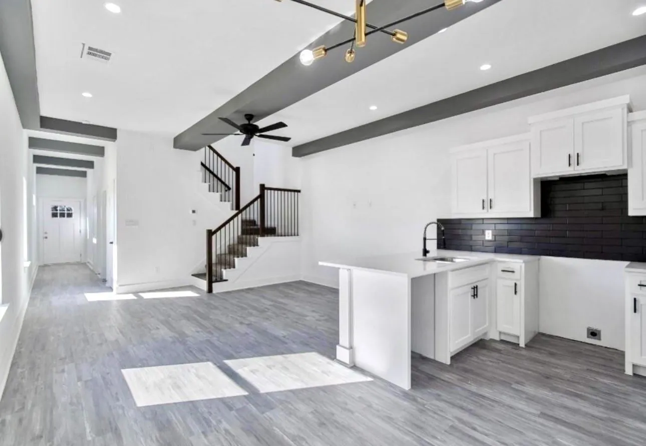 Duplex For Rent in Hunt County , 2113 Wright Street #B, Greenville, Texas 75401, 3 Bedroom, 3 Bathroom, 2 Garage spaces, 1,436 Sqft, built in 2023, mls#21232245, Real Estate Agent in Greenville, Homes For Rent in Hunt county, Homes For Rent in Greenville, Realtor in Greenville Texas, Real Estate Brokerage Independent Realty Texas, Luminita Cordes Realtor