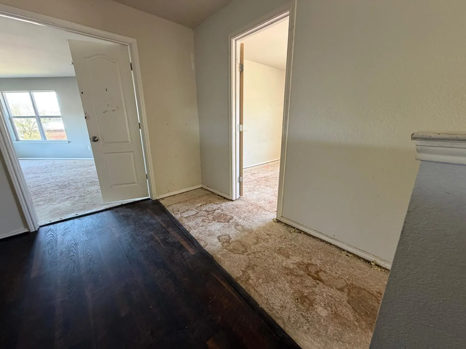 Single Family Residence For Sale in Tarrant County , 10400 Wagon Rut Court, Fort Worth, Texas 76108, 7 Bedroom, 3 Bathroom, 2 Garage spaces, 3,220 Sqft, built in 2012, Preowned, mls#21233538, Real Estate Agent in Fort Worth, Homes For Sale in Tarrant county, Homes For Sale in Fort Worth, Realtor in Fort Worth Texas, Real Estate Brokerage Independent Realty Texas, Luminita Cordes Realtor