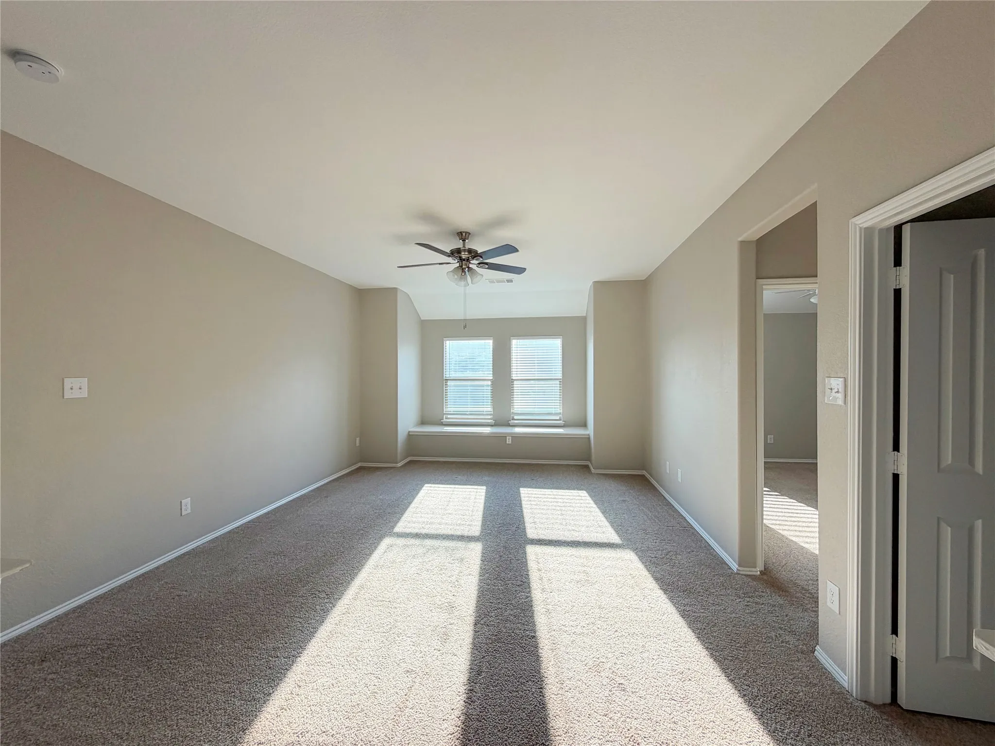 Single Family Residence For Sale in Tarrant County , 10401 Turning Leaf Trail, Fort Worth, Texas 76131, 4 Bedrooms, 3 Bathrooms, 2 Garage spaces, 2,454 Sqft, built in 2009, Preowned, Price $360,000, mls#21232935, Real Estate Agent in Fort Worth, Homes For Sale in Tarrant county, Homes For Sale in Fort Worth, Realtor in Fort Worth Texas, Real Estate Brokerage Independent Realty Texas, Luminita Cordes Realtor