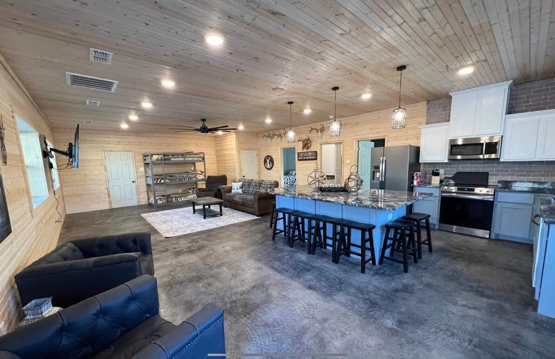 Single Family Residence For Sale in Morris County , 2409 County Road 2303, Lone Star, Texas 75668, 2 Bedrooms, 1 Bathroom, 2 Garage spaces, 1,225 Sqft, built in 2023, Preowned, Price $875,000, mls#21233581, Real Estate Agent in Lone Star, Homes For Sale in Morris county, Homes For Sale in Lone Star, Realtor in Lone Star Texas, Real Estate Brokerage Independent Realty Texas, Luminita Cordes Realtor