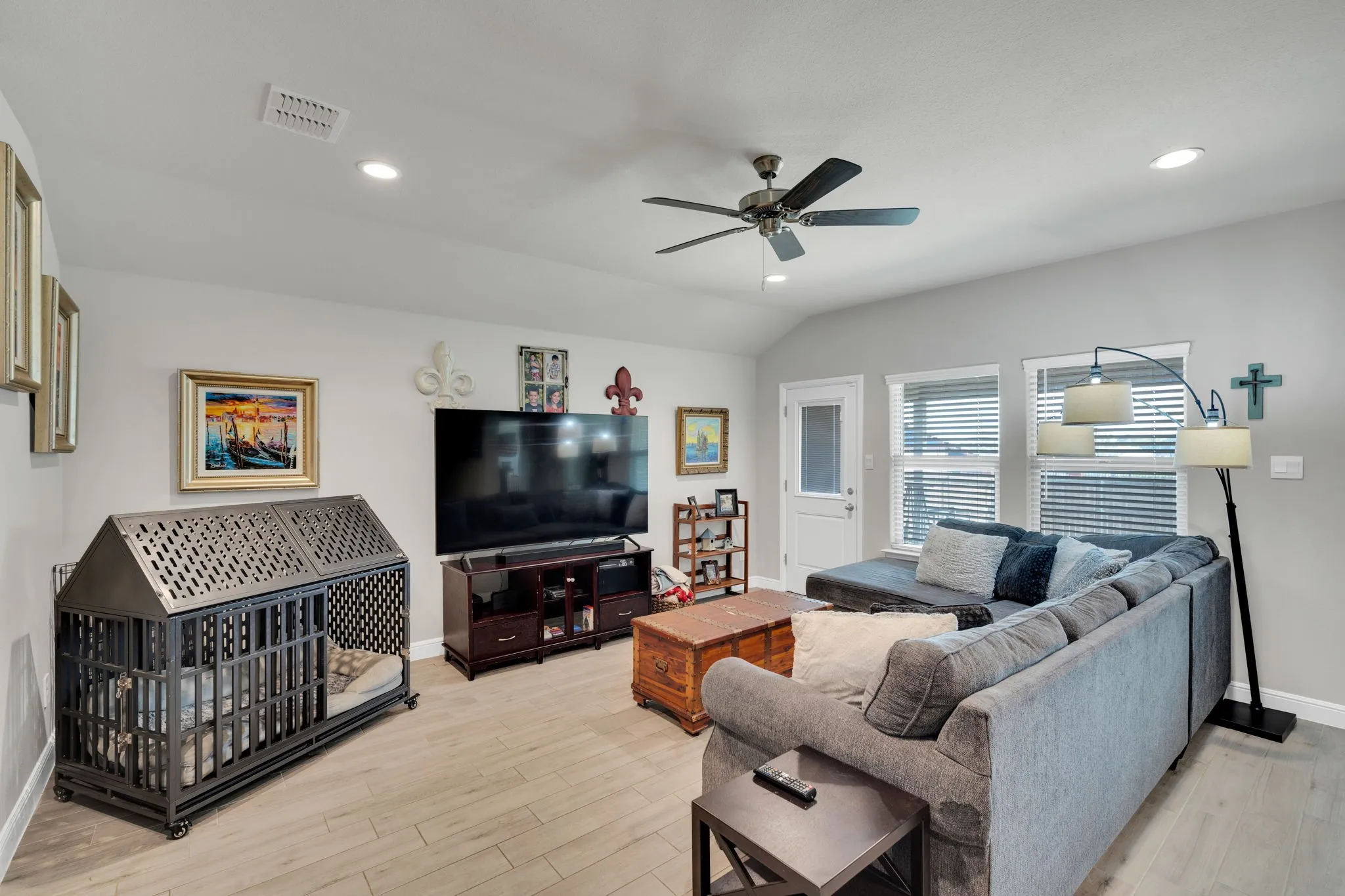 Single Family Residence For Sale in Johnson County , 500 Jolie Court, Joshua, Texas 76058, 4 Bedroom, 2 Bathroom, 2 Garage spaces, 2,395 Sqft, built in 2023, Preowned, mls#21233585, Real Estate Agent in Joshua, Homes For Sale in Johnson county, Homes For Sale in Joshua, Realtor in Joshua Texas, Real Estate Brokerage Independent Realty Texas, Luminita Cordes Realtor