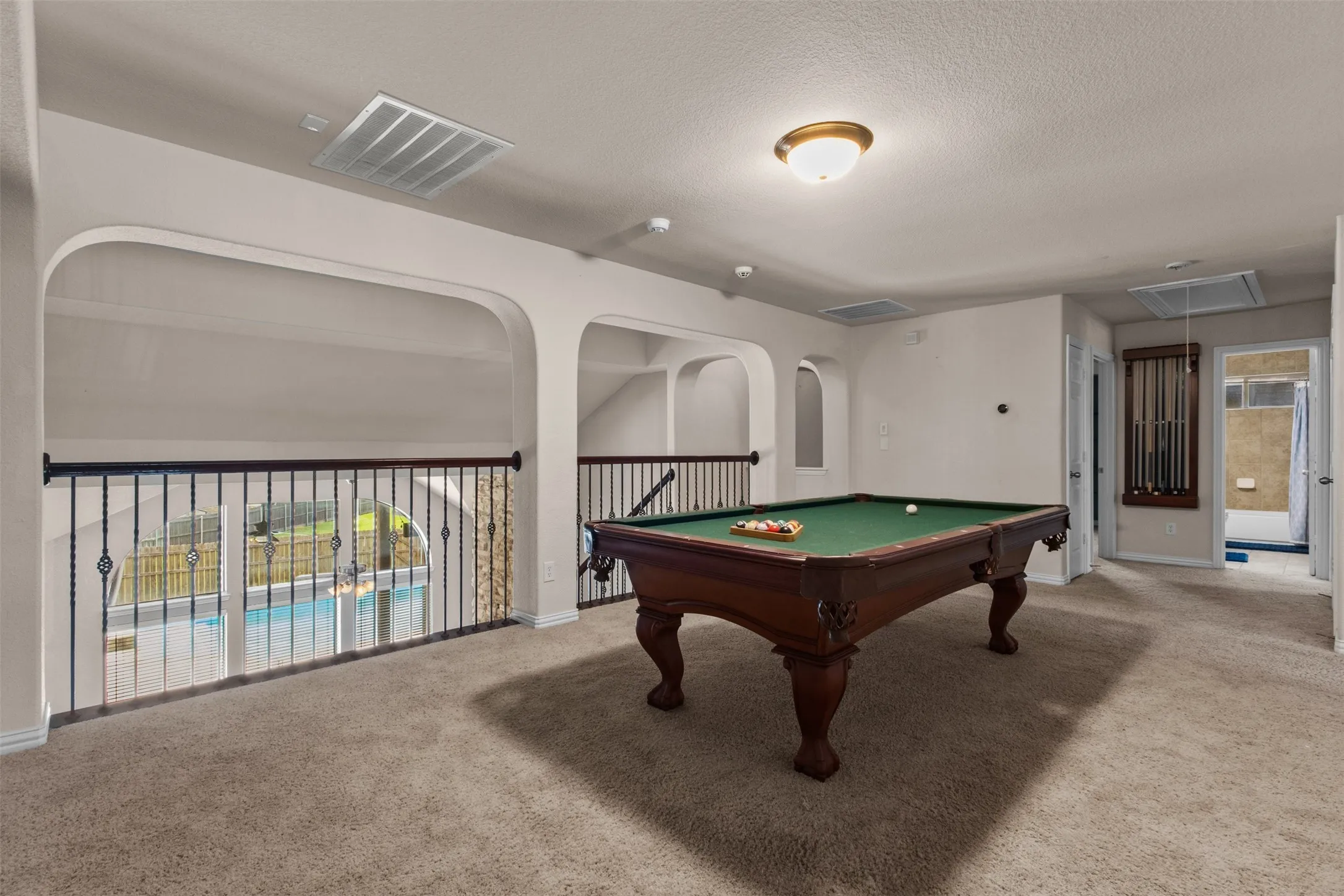 comes with a pool table.