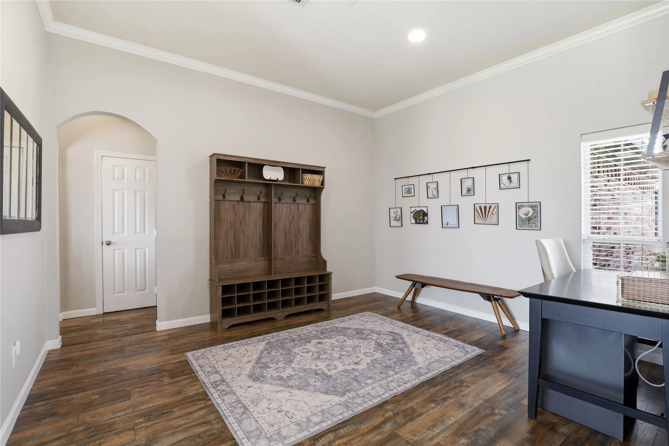 Single Family Residence For Sale in Parker County , 182 Portales Drive, Aledo, Texas 76008, 3 Bedroom, 2 Bathroom, 2 Garage spaces, 2,026 Sqft, built in 2005, mls#21233252, Real Estate Agent in Aledo, Homes For Sale in Parker county, Homes For Sale in Aledo, Realtor in Aledo Texas, Real Estate Brokerage Independent Realty Texas, Luminita Cordes Realtor