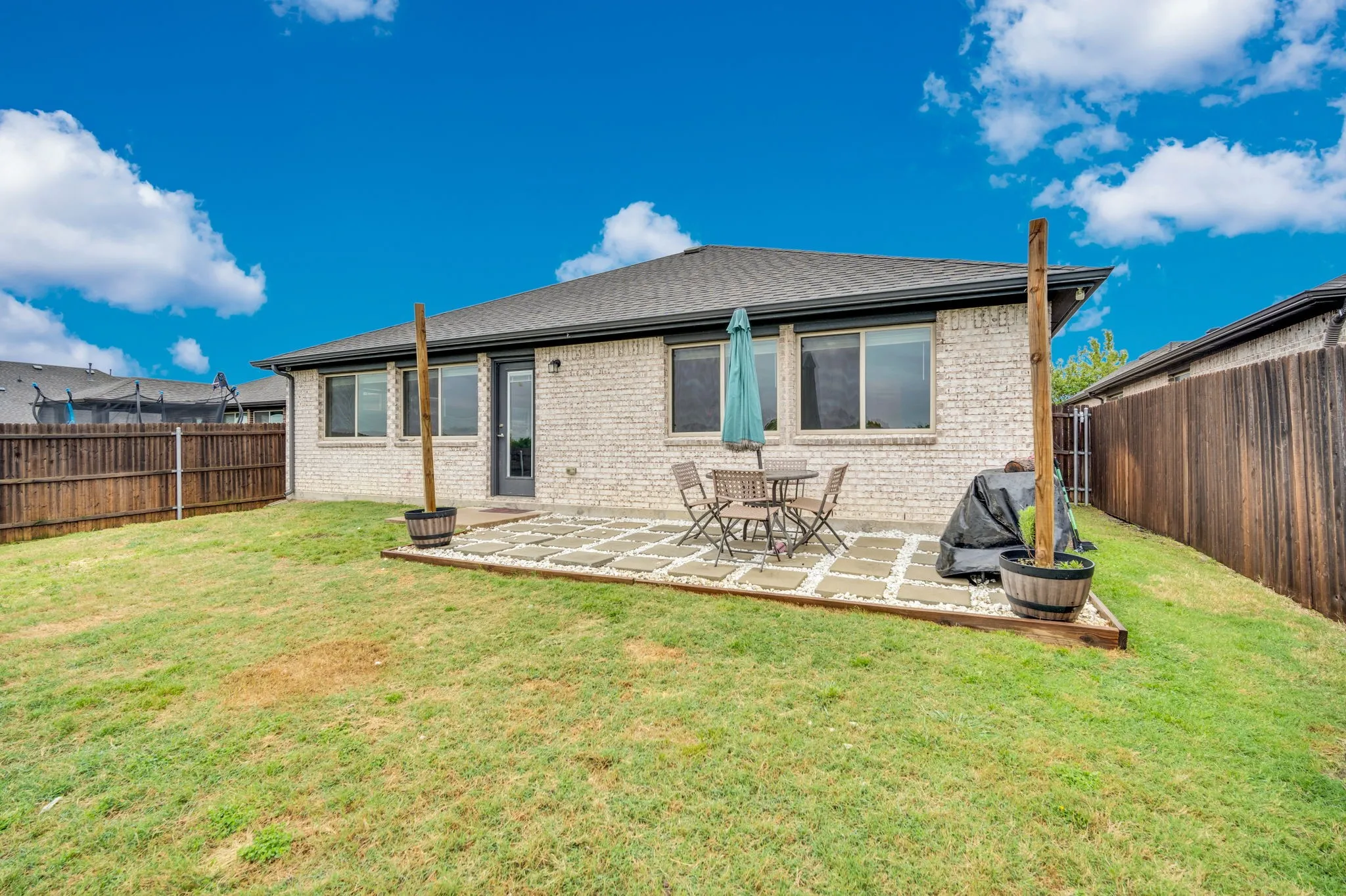 Single Family Residence For Sale in Johnson County , 241 White Tail Lane, Alvarado, Texas 76009, 3 Bedroom, 2 Bathroom, 2 Garage spaces, 2,096 Sqft, built in 2021, mls#21231155, Real Estate Agent in Alvarado, Homes For Sale in Johnson county, Homes For Sale in Alvarado, Realtor in Alvarado Texas, Real Estate Brokerage Independent Realty Texas, Luminita Cordes Realtor
