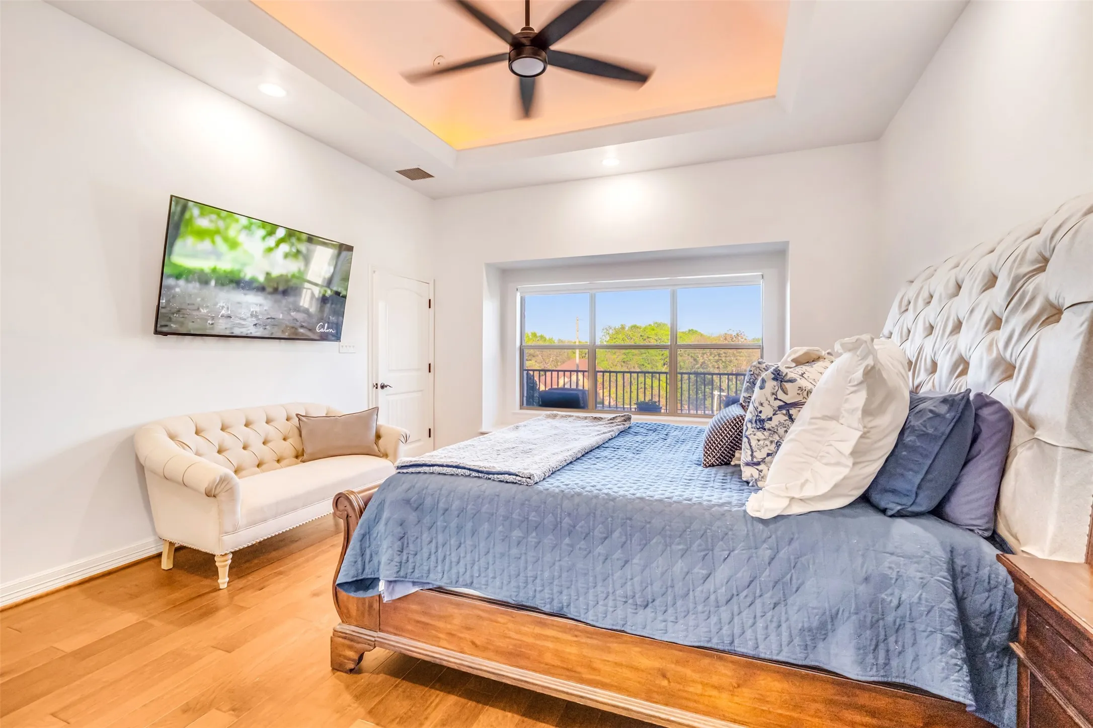 Single Family Residence For Sale in Hill County , 42176 Augusta Drive, Whitney, Texas 76692, 4 Bedroom, 3 Bathroom, 3 Garage spaces, 3,594 Sqft, built in 2010, Preowned, mls#21229532, Real Estate Agent in Whitney, Homes For Sale in Hill county, Homes For Sale in Whitney, Realtor in Whitney Texas, Real Estate Brokerage Independent Realty Texas, Luminita Cordes Realtor