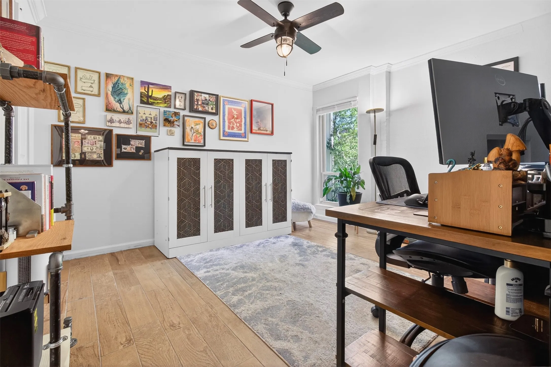 Condominium For Sale in Dallas County , 2702 Douglas Avenue 126, Dallas, Texas 75219, 2 Bedroom, 2 Bathroom, Garage spaces, 982 Sqft, built in 1966, Preowned, Price $230,000, mls#21229445, Real Estate Agent in Dallas, Homes For Sale in Dallas county, Homes For Sale in Dallas, Realtor in Dallas Texas, Real Estate Brokerage Independent Realty Texas, Luminita Cordes Realtor