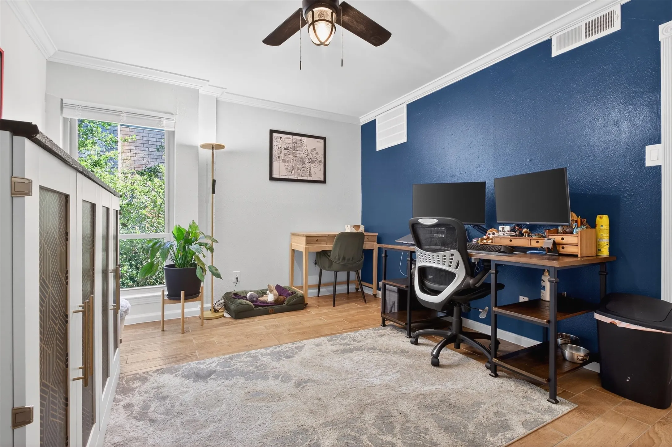 Condominium For Sale in Dallas County , 2702 Douglas Avenue 126, Dallas, Texas 75219, 2 Bedroom, 2 Bathroom, Garage spaces, 982 Sqft, built in 1966, Preowned, Price $230,000, mls#21229445, Real Estate Agent in Dallas, Homes For Sale in Dallas county, Homes For Sale in Dallas, Realtor in Dallas Texas, Real Estate Brokerage Independent Realty Texas, Luminita Cordes Realtor