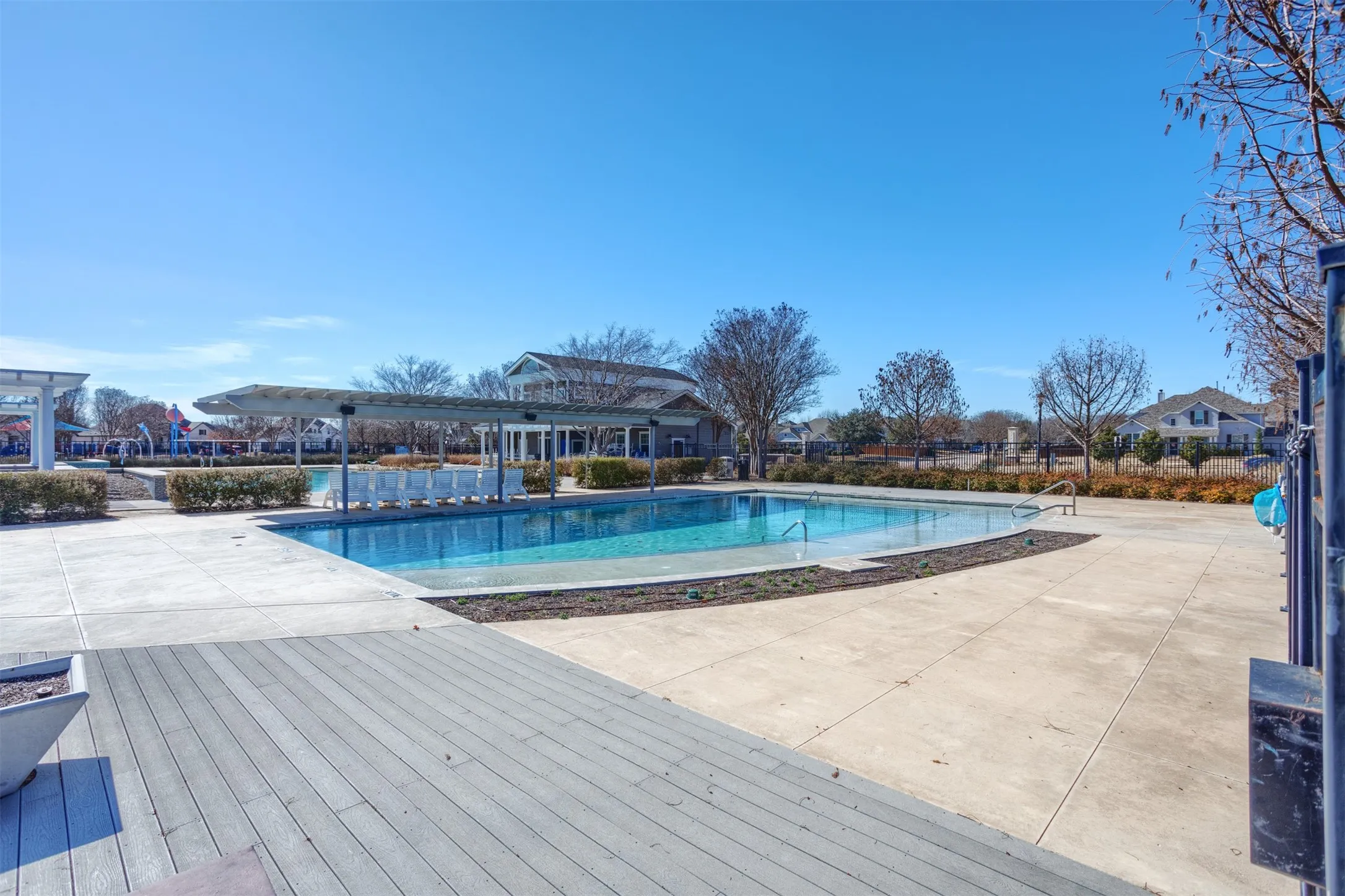 Ahhh! A refreshing pool right nearby!