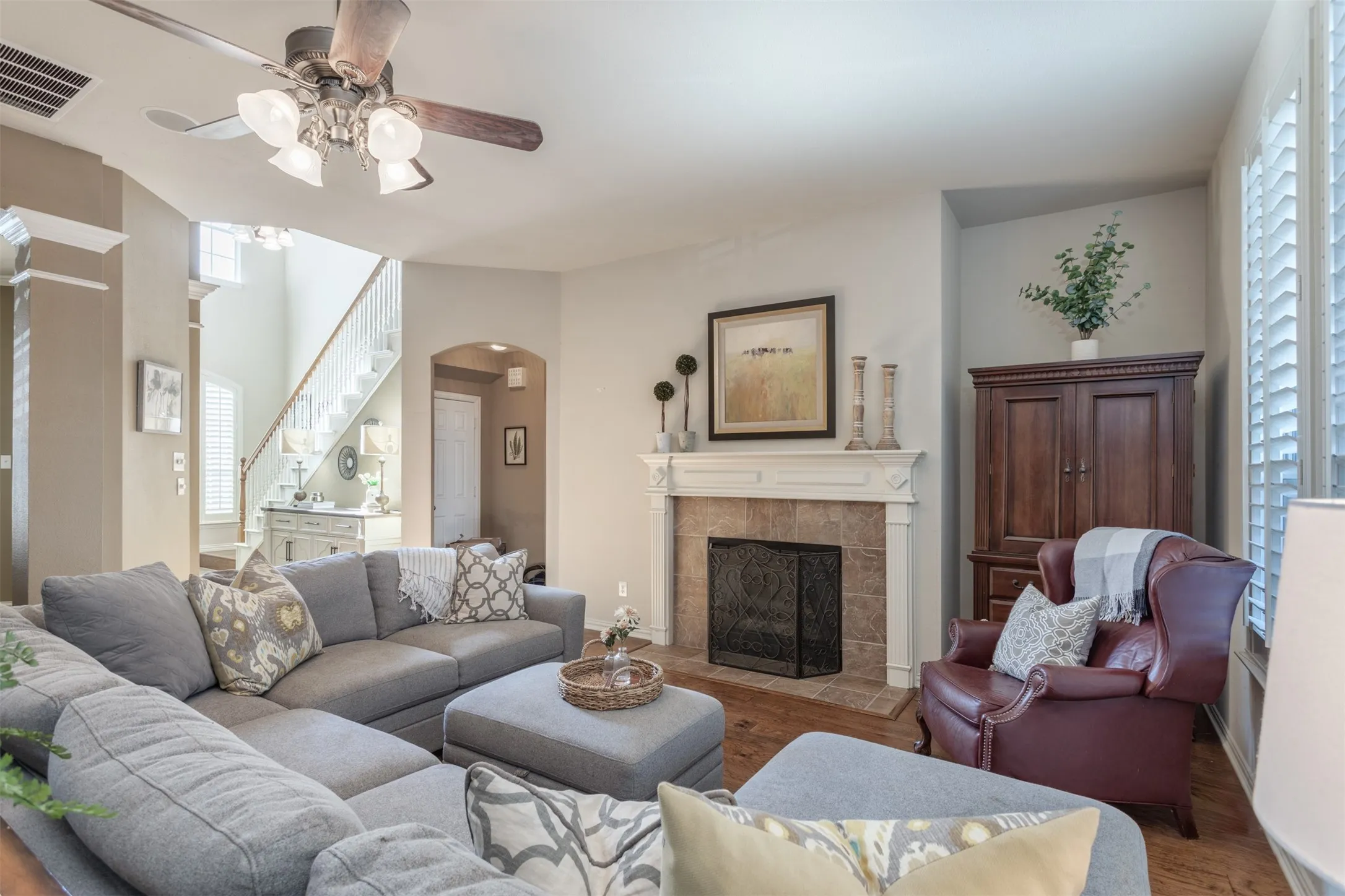 Another angle of this spacious, yet cozy living room