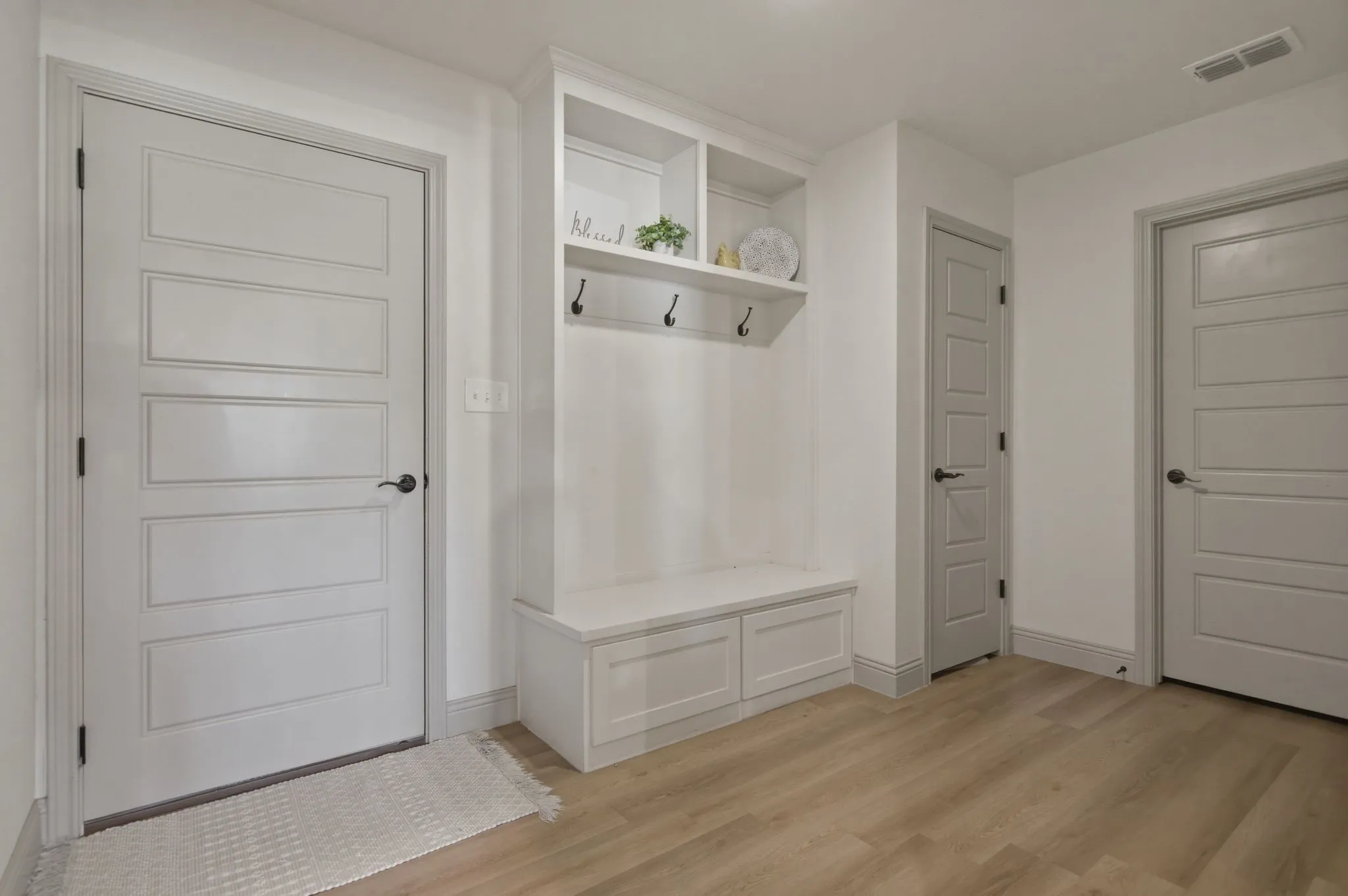 Single Family Residence For Sale in Parker County , 185 Stanley Lane, Poolville, Texas 76487, 4 Bedroom, 2 Bathroom, 2 Garage spaces, 2,100 Sqft, built in 2023, Preowned, mls#21225948, Real Estate Agent in Poolville, Homes For Sale in Parker county, Homes For Sale in Poolville, Realtor in Poolville Texas, Real Estate Brokerage Independent Realty Texas, Luminita Cordes Realtor