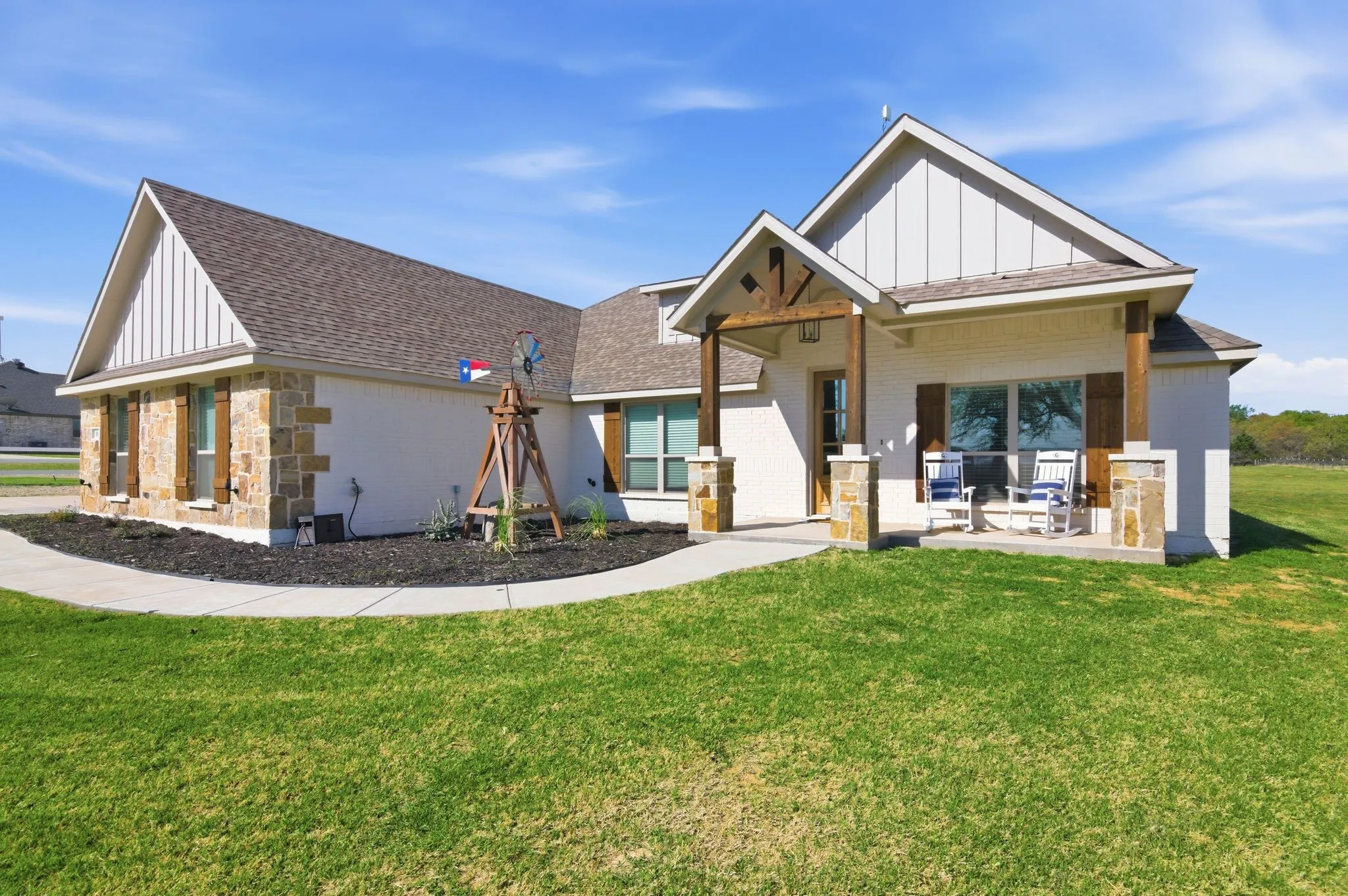 Single Family Residence For Sale in Parker County , 185 Stanley Lane, Poolville, Texas 76487, 4 Bedroom, 2 Bathroom, 2 Garage spaces, 2,100 Sqft, built in 2023, Preowned, mls#21225948, Real Estate Agent in Poolville, Homes For Sale in Parker county, Homes For Sale in Poolville, Realtor in Poolville Texas, Real Estate Brokerage Independent Realty Texas, Luminita Cordes Realtor