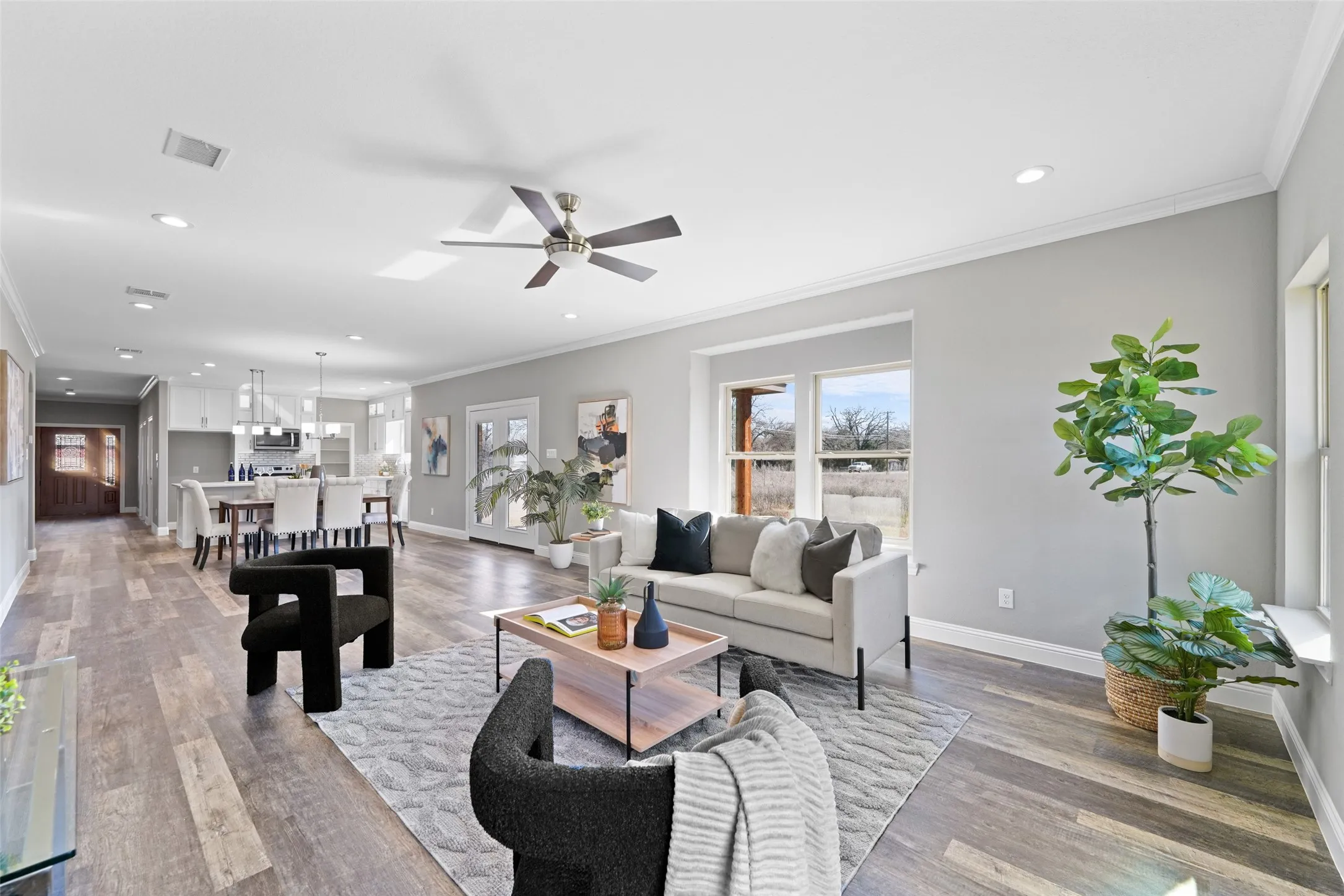 Single Family Residence For Sale in Henderson County , 639 Legendary Lane, Gun Barrel City, Texas 75156, 5 Bedroom, 3 Bathroom, 2 Garage spaces, 2,547 Sqft, built in 2022, Preowned, mls#21227717, Real Estate Agent in Gun Barrel City, Homes For Sale in Henderson county, Homes For Sale in Gun Barrel City, Realtor in Gun Barrel City Texas, Real Estate Brokerage Independent Realty Texas, Luminita Cordes Realtor
