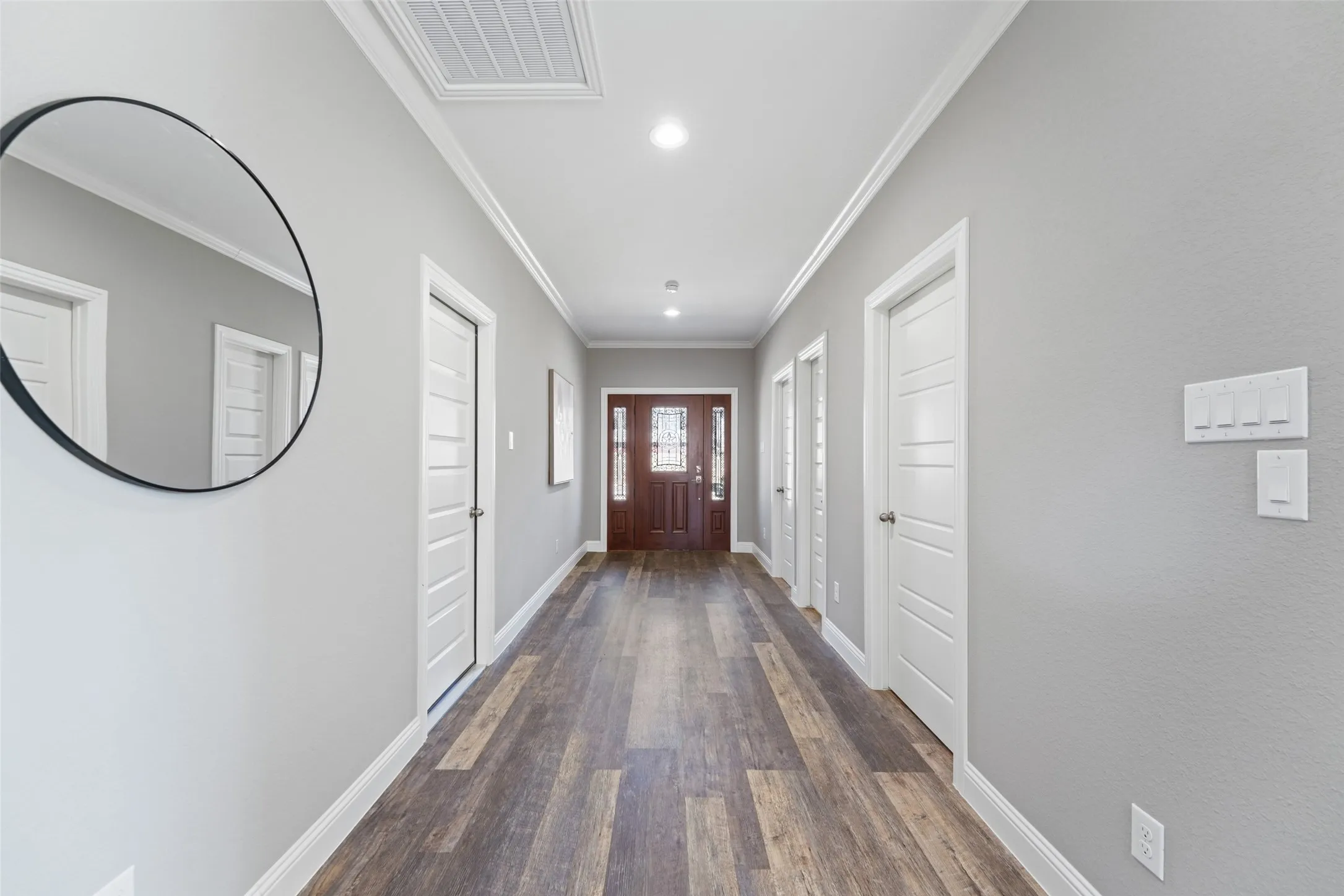 Single Family Residence For Sale in Henderson County , 639 Legendary Lane, Gun Barrel City, Texas 75156, 5 Bedroom, 3 Bathroom, 2 Garage spaces, 2,547 Sqft, built in 2022, Preowned, mls#21227717, Real Estate Agent in Gun Barrel City, Homes For Sale in Henderson county, Homes For Sale in Gun Barrel City, Realtor in Gun Barrel City Texas, Real Estate Brokerage Independent Realty Texas, Luminita Cordes Realtor
