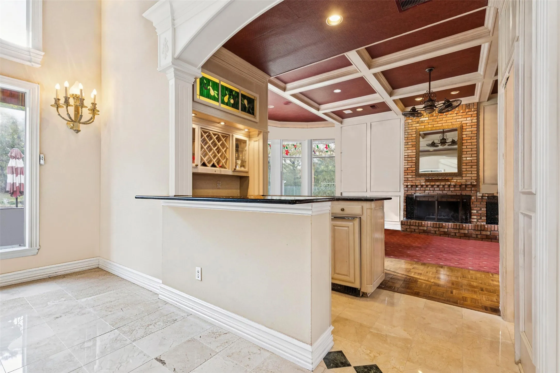 Single Family Residence For Sale in Denton County , 385 Meadow View Drive, Argyle, Texas 76226, 7 Bedroom, 8 Bathroom, 10 Garage spaces, 6,905 Sqft, built in 1989, Preowned, mls#21231988, Real Estate Agent in Argyle, Homes For Sale in Denton county, Homes For Sale in Argyle, Realtor in Argyle Texas, Real Estate Brokerage Independent Realty Texas, Luminita Cordes Realtor