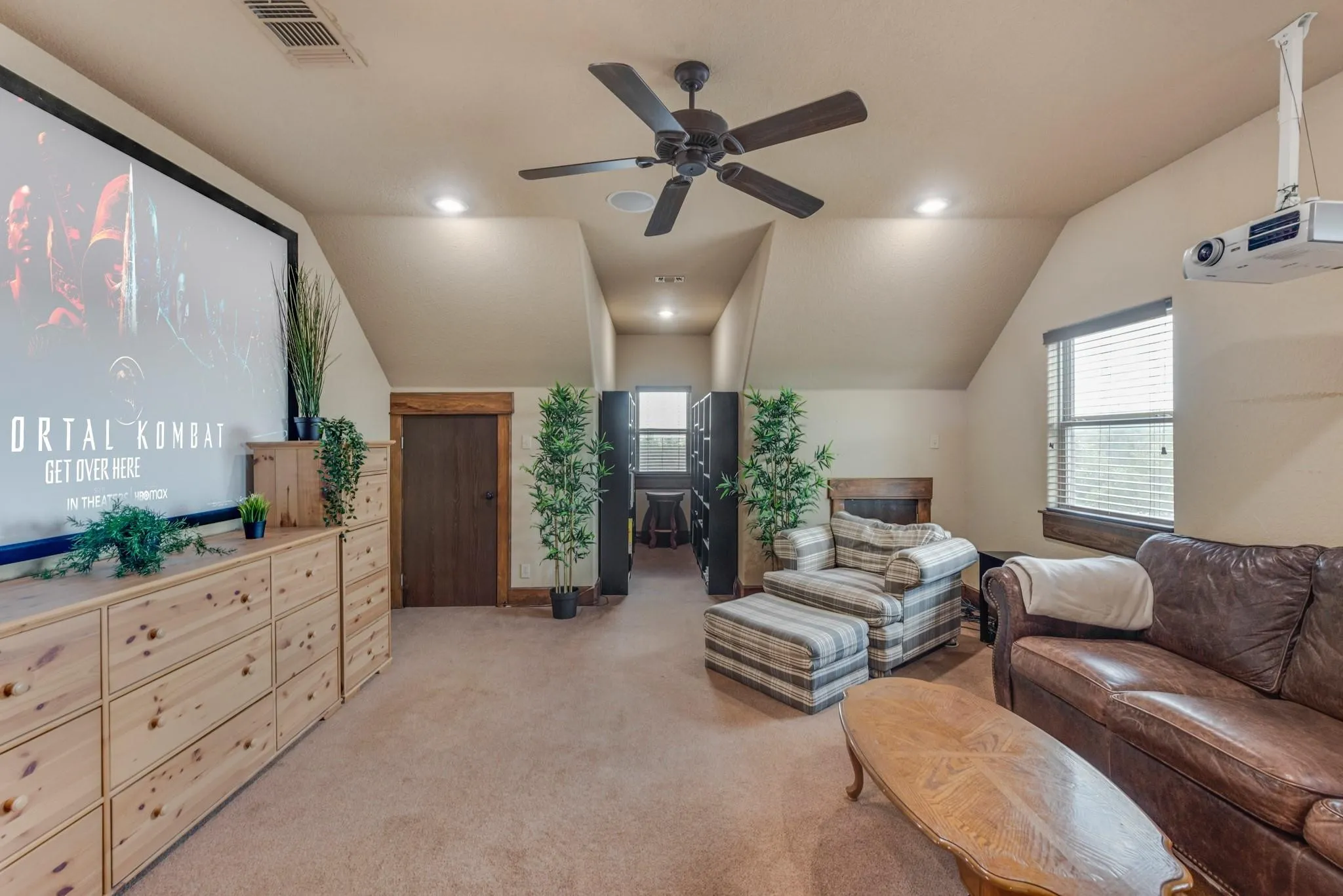 Farm For Sale in Fannin County , 23115 S State Highway 78, Leonard, Texas 75452, 3 Bedroom, 3 Bathroom, 2 Garage spaces, 3,151 Sqft, built in 2007, Preowned, Price $2,000,000, mls#21233737, Real Estate Agent in Leonard, Homes For Sale in Fannin county, Homes For Sale in Leonard, Realtor in Leonard Texas, Real Estate Brokerage Independent Realty Texas, Luminita Cordes Realtor