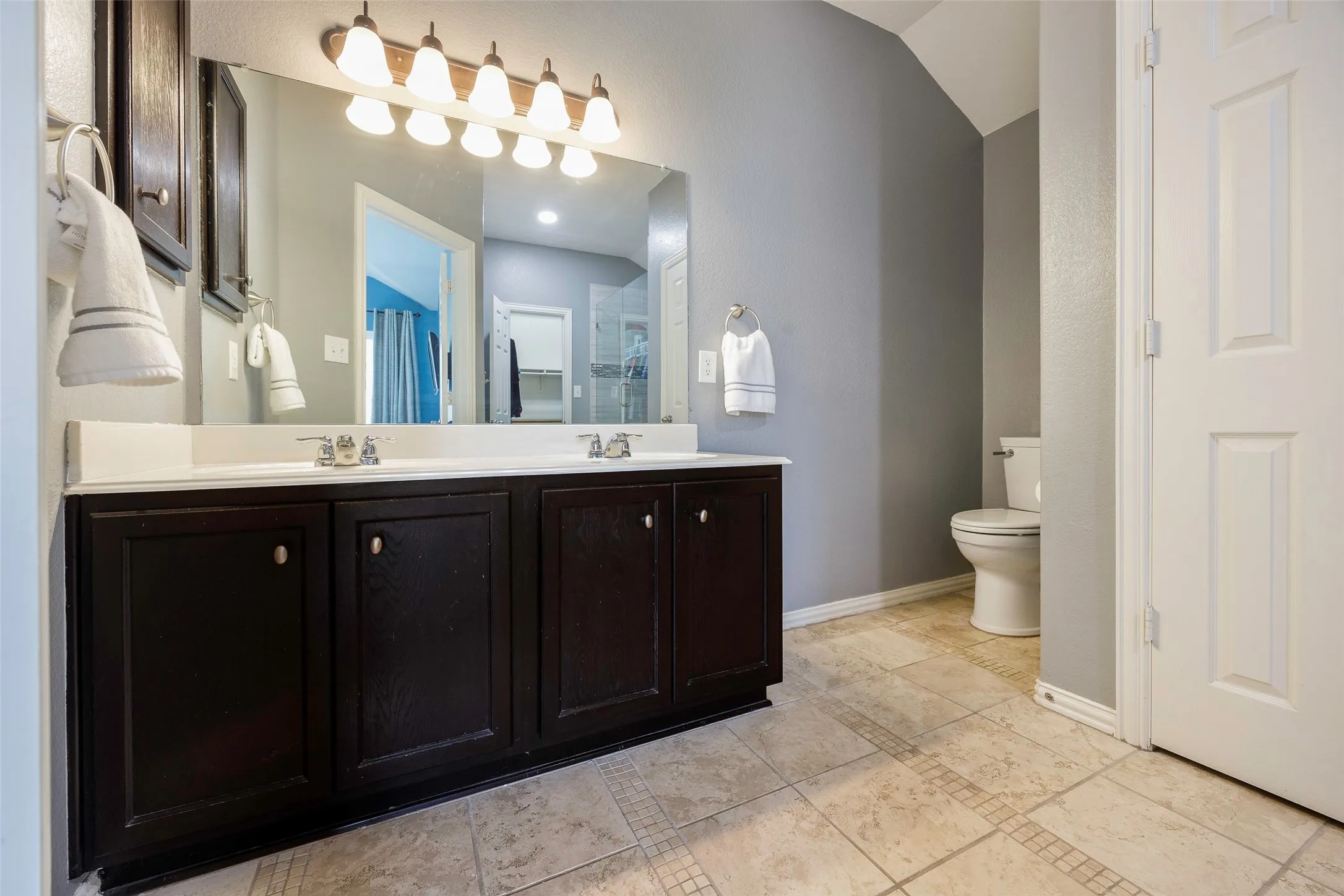 Single Family Residence For Sale in Collin County , 4400 Sycamore Road, Melissa, Texas 75454, 3 Bedroom, 2 Bathroom, 2 Garage spaces, 1,801 Sqft, built in 2007, Preowned, mls#21233748, Real Estate Agent in Melissa, Homes For Sale in Collin county, Homes For Sale in Melissa, Realtor in Melissa Texas, Real Estate Brokerage Independent Realty Texas, Luminita Cordes Realtor