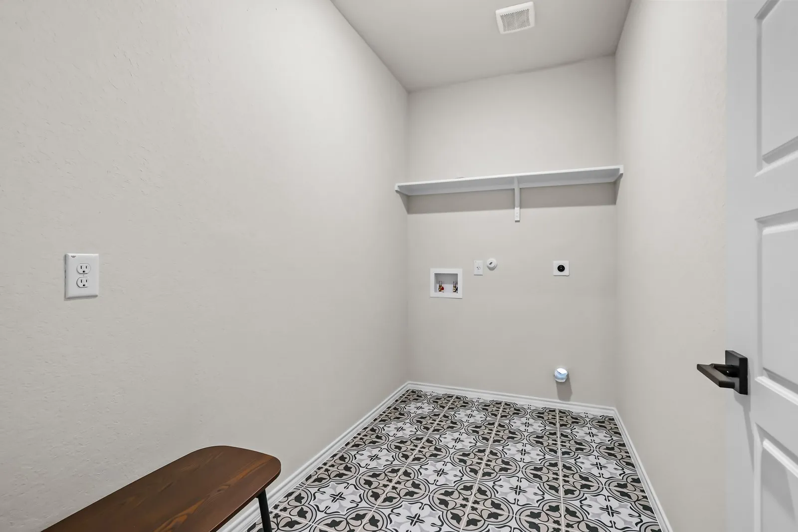 Single Family Residence For Sale in Guadalupe County , 409 Jills Path, Seguin, Texas 78155, 4 Bedroom, 4 Bathroom, 2 Garage spaces, 2,738 Sqft, built in 2026, New Construction - Incomplete, mls#21233797, Real Estate Agent in Seguin, Homes For Sale in Guadalupe county, Homes For Sale in Seguin, Realtor in Seguin Texas, Real Estate Brokerage Independent Realty Texas, Luminita Cordes Realtor