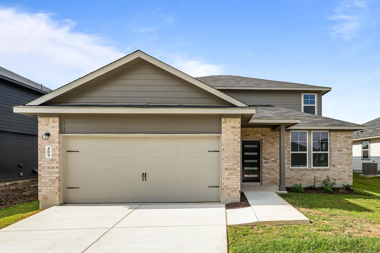 Single Family Residence For Sale in Guadalupe County , 409 Jills Path, Seguin, Texas 78155, 4 Bedroom, 4 Bathroom, 2 Garage spaces, 2,738 Sqft, built in 2026, New Construction - Incomplete, mls#21233797, Real Estate Agent in Seguin, Homes For Sale in Guadalupe county, Homes For Sale in Seguin, Realtor in Seguin Texas, Real Estate Brokerage Independent Realty Texas, Luminita Cordes Realtor
