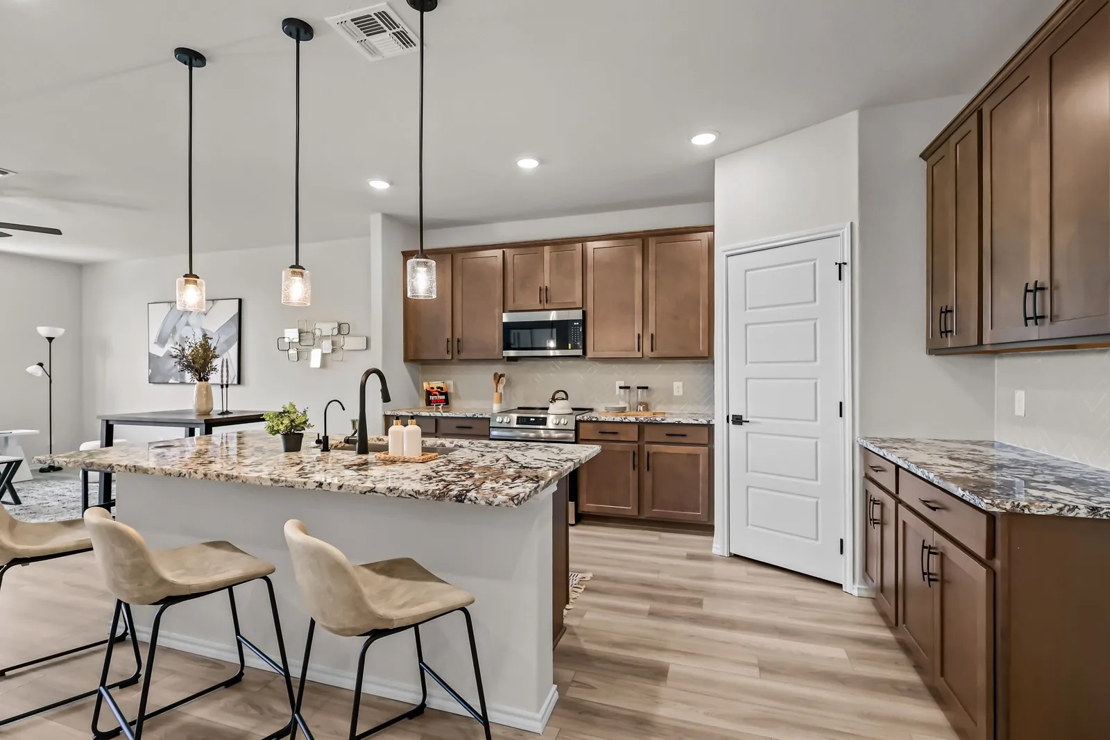 Single Family Residence For Sale in Guadalupe County , 409 Jills Path, Seguin, Texas 78155, 4 Bedroom, 4 Bathroom, 2 Garage spaces, 2,738 Sqft, built in 2026, New Construction - Incomplete, mls#21233797, Real Estate Agent in Seguin, Homes For Sale in Guadalupe county, Homes For Sale in Seguin, Realtor in Seguin Texas, Real Estate Brokerage Independent Realty Texas, Luminita Cordes Realtor