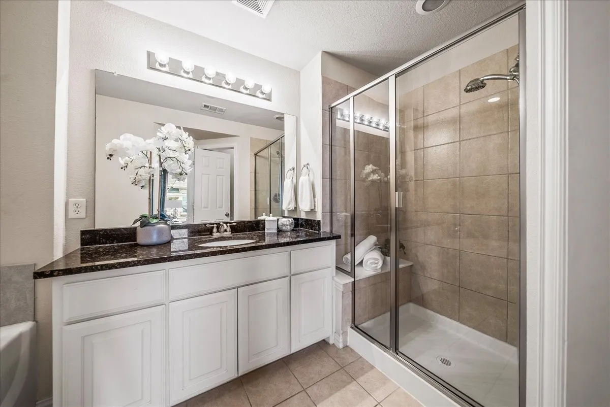 Condominium For Sale in Denton County , 2700 Club Ridge Drive 34, Lewisville, Texas 75067, 3 Bedroom, 4 Bathroom, 2 Garage spaces, 1,750 Sqft, built in 2008, Preowned, mls#21208942, Real Estate Agent in Lewisville, Homes For Sale in Denton county, Homes For Sale in Lewisville, Realtor in Lewisville Texas, Real Estate Brokerage Independent Realty Texas, Luminita Cordes Realtor