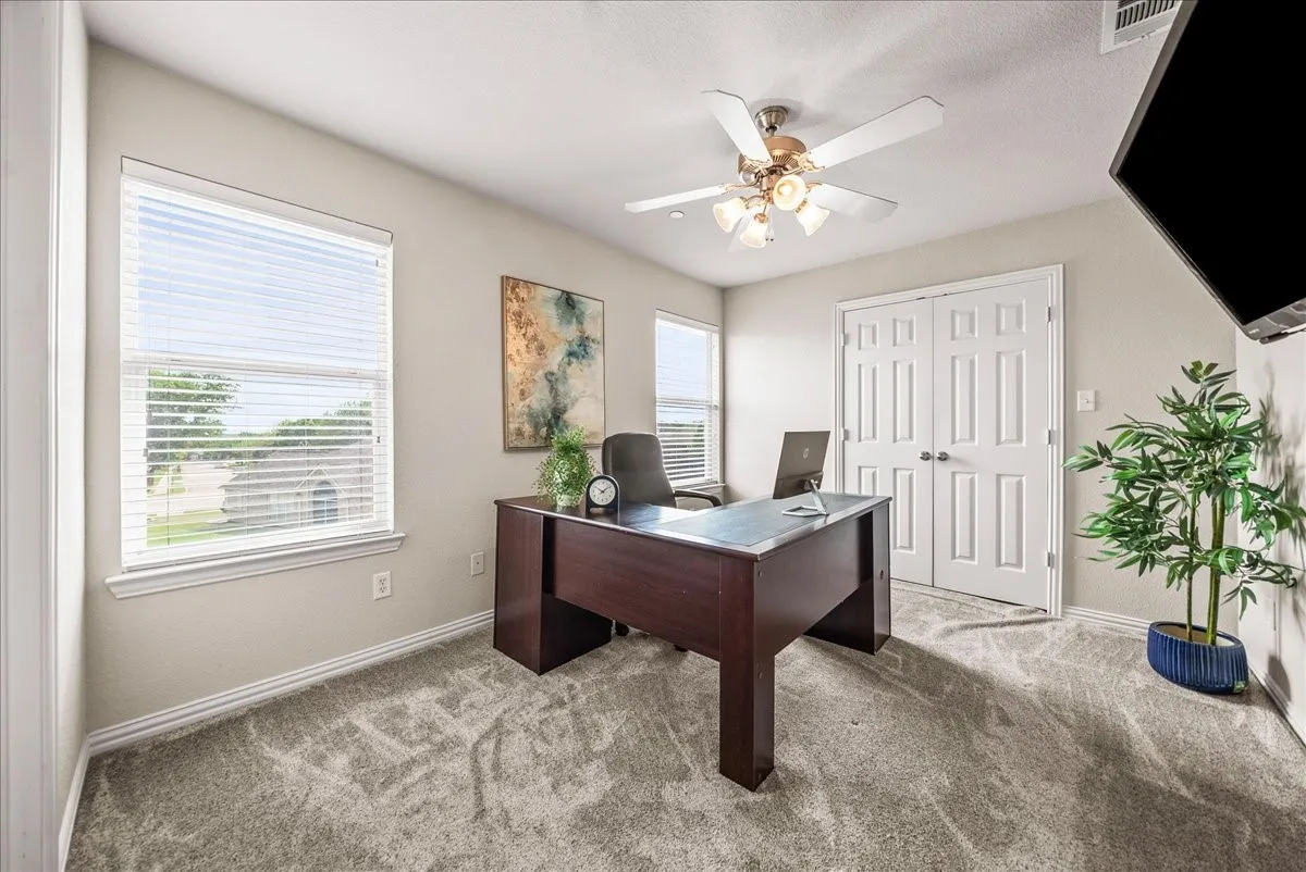 Condominium For Sale in Denton County , 2700 Club Ridge Drive 34, Lewisville, Texas 75067, 3 Bedroom, 4 Bathroom, 2 Garage spaces, 1,750 Sqft, built in 2008, Preowned, mls#21208942, Real Estate Agent in Lewisville, Homes For Sale in Denton county, Homes For Sale in Lewisville, Realtor in Lewisville Texas, Real Estate Brokerage Independent Realty Texas, Luminita Cordes Realtor