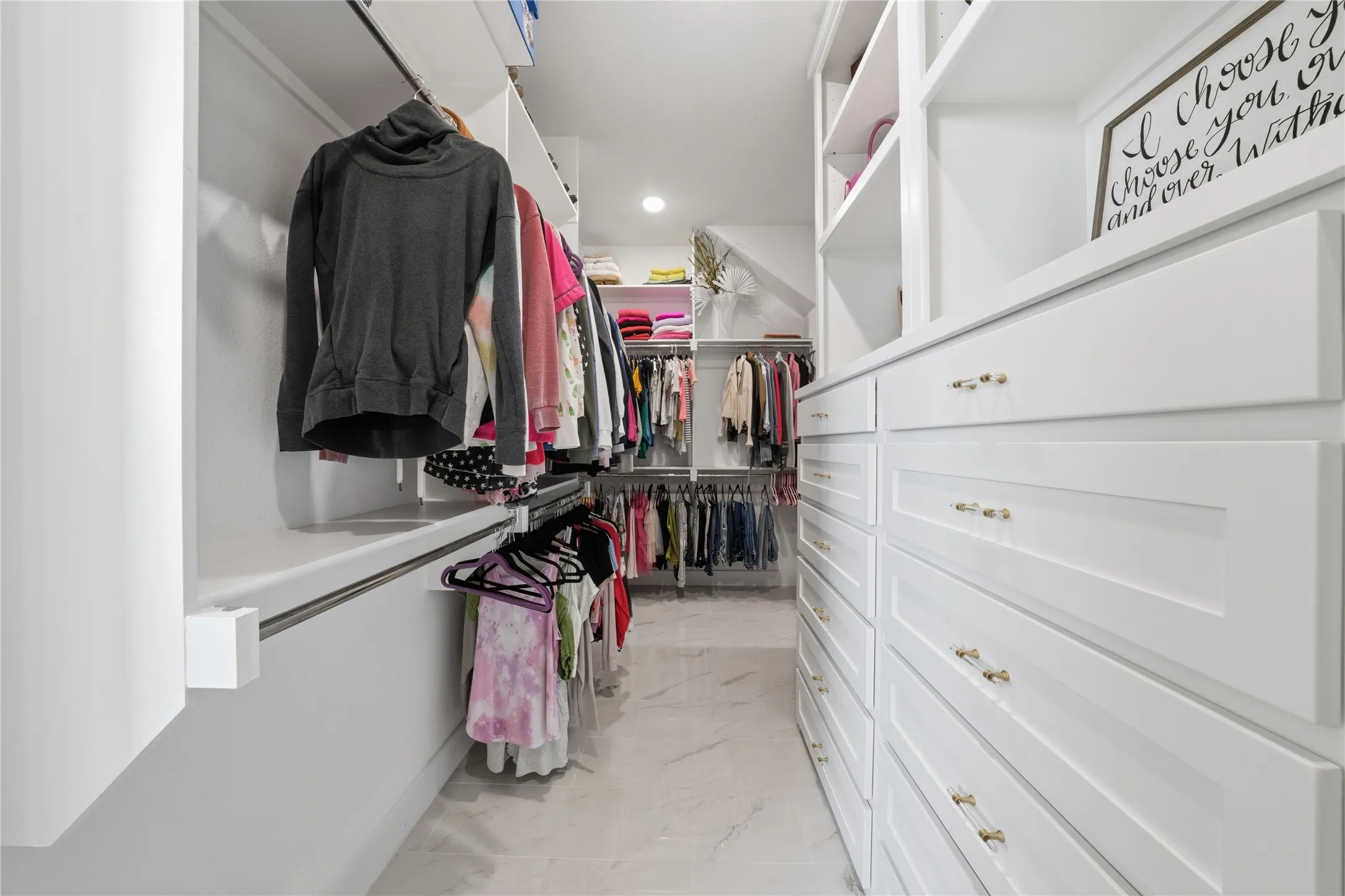 Single Family Residence For Sale in Collin County , 2912 Citation Road, Celina, Texas 75009, 5 Bedroom, 6 Bathroom, 3 Garage spaces, 4,358 Sqft, built in 2022, Preowned, mls#21232495, Real Estate Agent in Celina, Homes For Sale in Collin county, Homes For Sale in Celina, Realtor in Celina Texas, Real Estate Brokerage Independent Realty Texas, Luminita Cordes Realtor