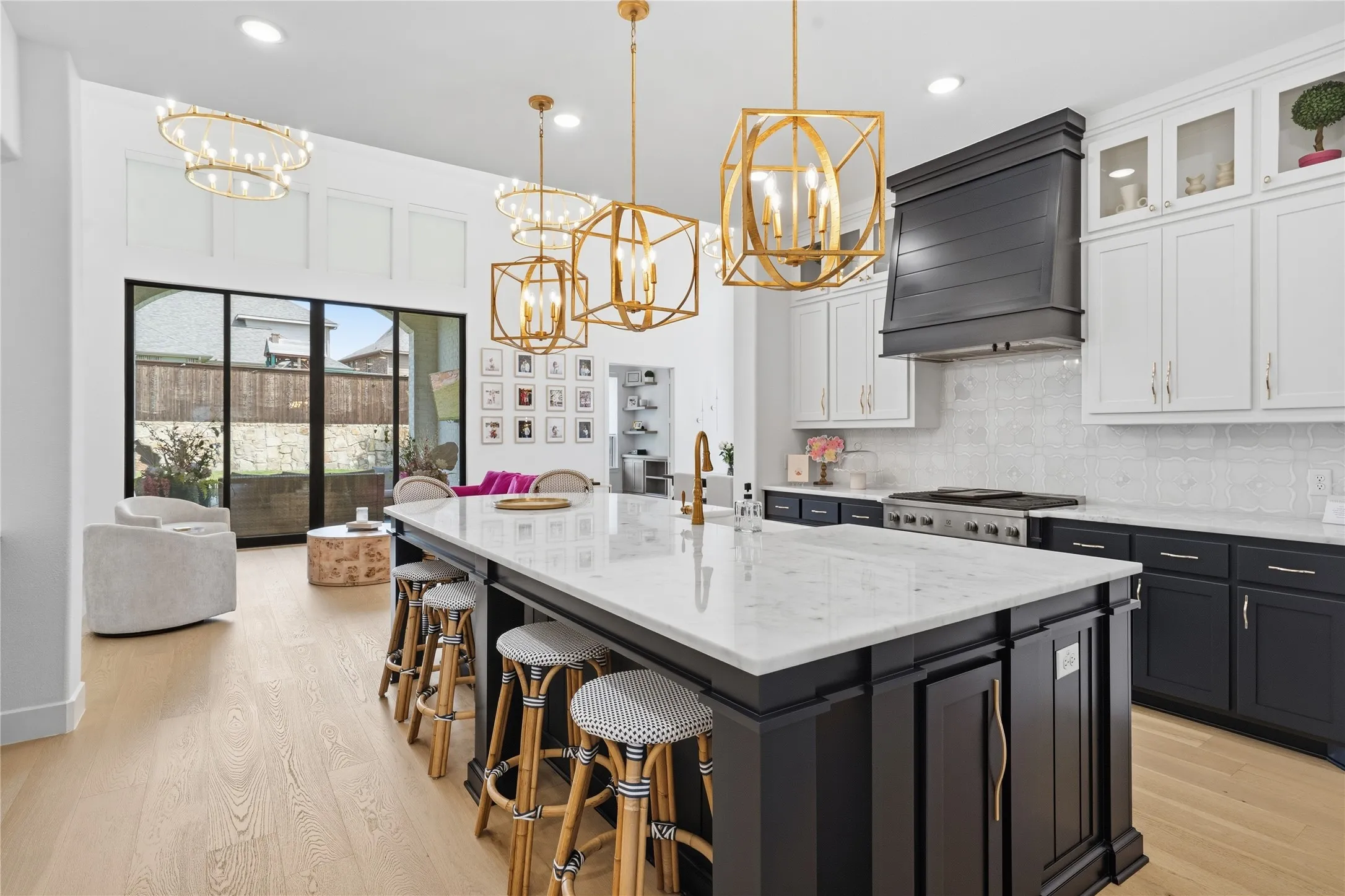 Single Family Residence For Sale in Collin County , 2912 Citation Road, Celina, Texas 75009, 5 Bedroom, 6 Bathroom, 3 Garage spaces, 4,358 Sqft, built in 2022, Preowned, mls#21232495, Real Estate Agent in Celina, Homes For Sale in Collin county, Homes For Sale in Celina, Realtor in Celina Texas, Real Estate Brokerage Independent Realty Texas, Luminita Cordes Realtor