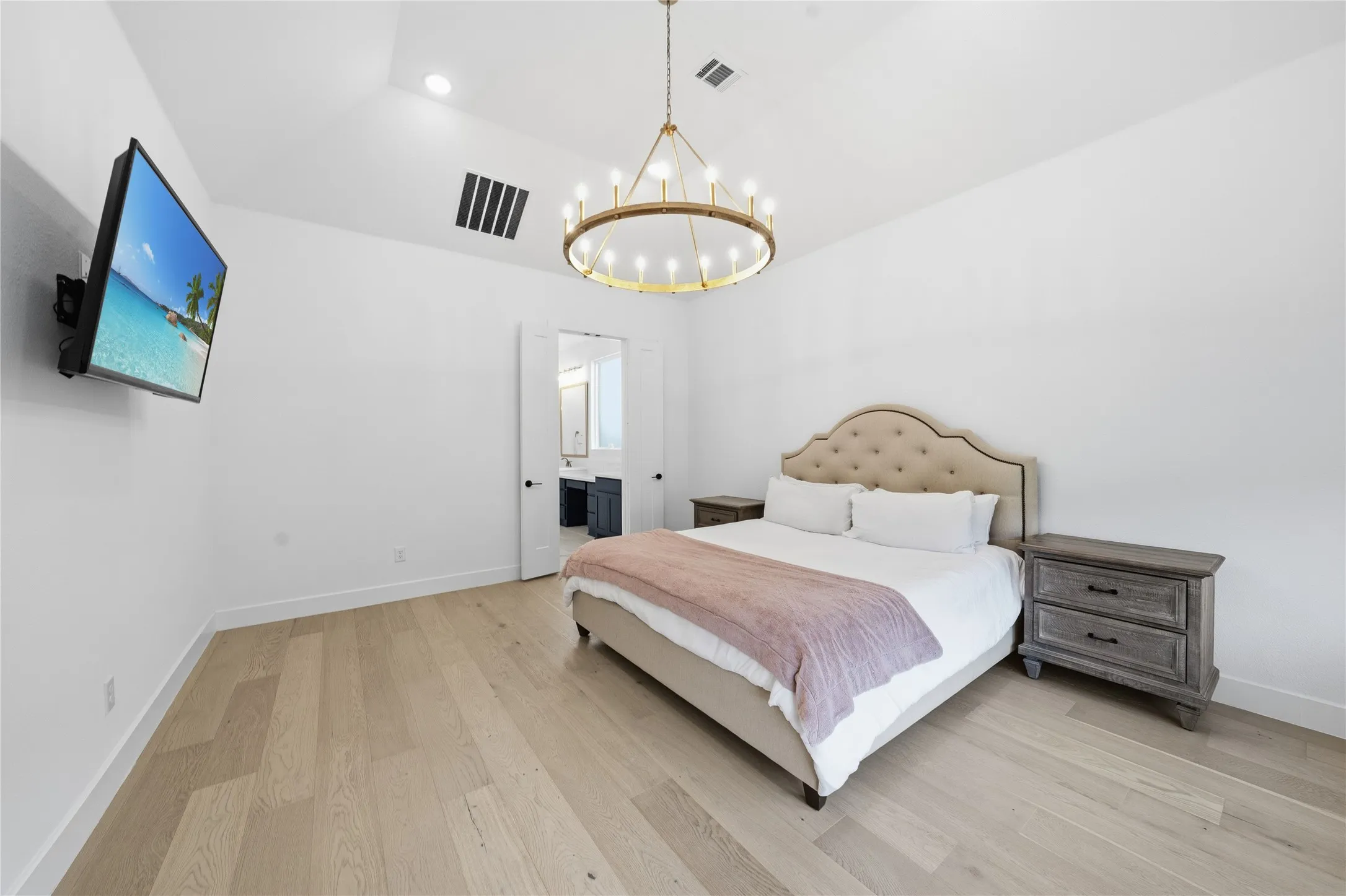 Single Family Residence For Sale in Collin County , 2912 Citation Road, Celina, Texas 75009, 5 Bedroom, 6 Bathroom, 3 Garage spaces, 4,358 Sqft, built in 2022, Preowned, mls#21232495, Real Estate Agent in Celina, Homes For Sale in Collin county, Homes For Sale in Celina, Realtor in Celina Texas, Real Estate Brokerage Independent Realty Texas, Luminita Cordes Realtor