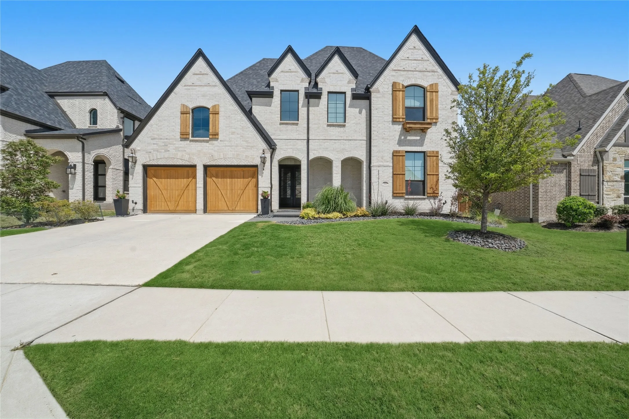 Single Family Residence For Sale in Collin County , 2912 Citation Road, Celina, Texas 75009, 5 Bedroom, 6 Bathroom, 3 Garage spaces, 4,358 Sqft, built in 2022, Preowned, mls#21232495, Real Estate Agent in Celina, Homes For Sale in Collin county, Homes For Sale in Celina, Realtor in Celina Texas, Real Estate Brokerage Independent Realty Texas, Luminita Cordes Realtor