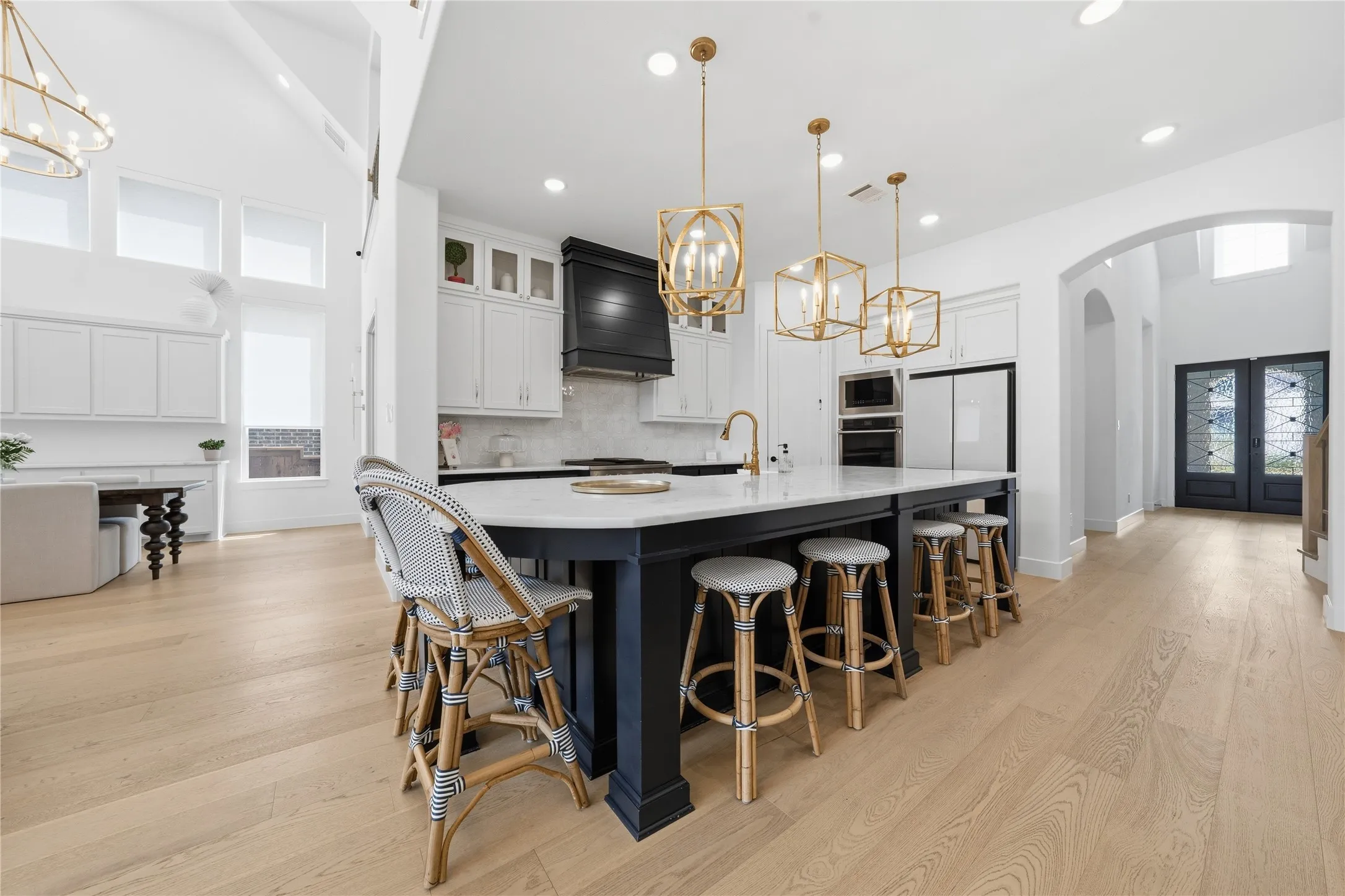 Single Family Residence For Sale in Collin County , 2912 Citation Road, Celina, Texas 75009, 5 Bedroom, 6 Bathroom, 3 Garage spaces, 4,358 Sqft, built in 2022, Preowned, mls#21232495, Real Estate Agent in Celina, Homes For Sale in Collin county, Homes For Sale in Celina, Realtor in Celina Texas, Real Estate Brokerage Independent Realty Texas, Luminita Cordes Realtor