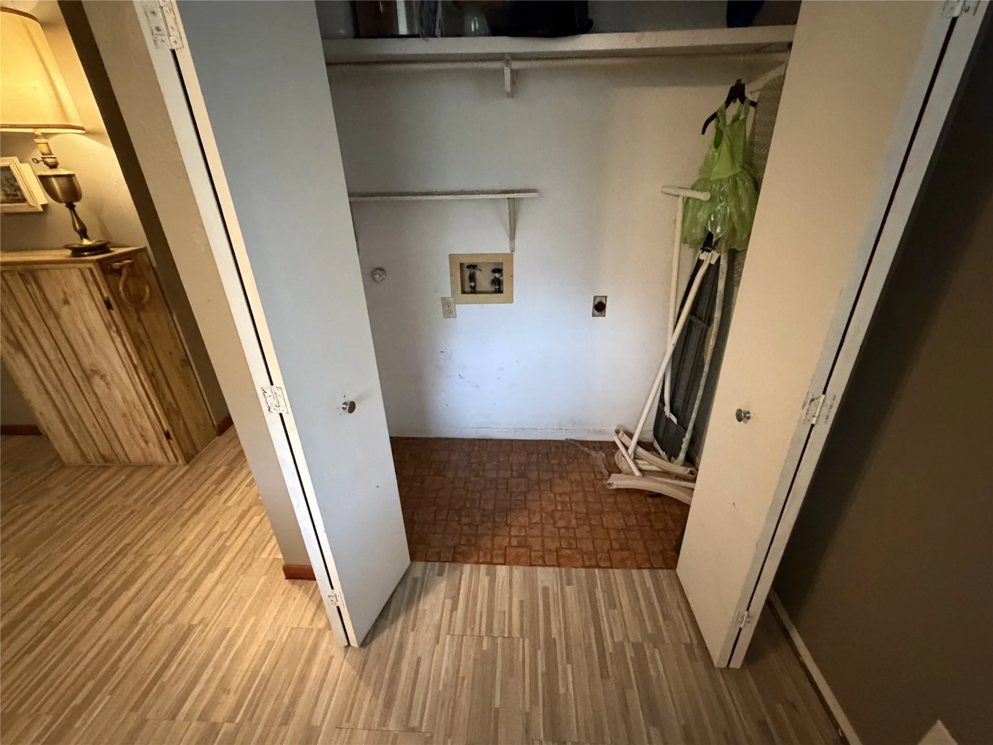 Single Family Residence For Sale in Brown County , 204 Bluffview Drive, Brownwood, Texas 76801, 4 Bedroom, 2 Bathroom, Garage spaces, 1,564 Sqft, built in 0, mls#21233898, Real Estate Agent in Brownwood, Homes For Sale in Brown county, Homes For Sale in Brownwood, Realtor in Brownwood Texas, Real Estate Brokerage Independent Realty Texas, Luminita Cordes Realtor