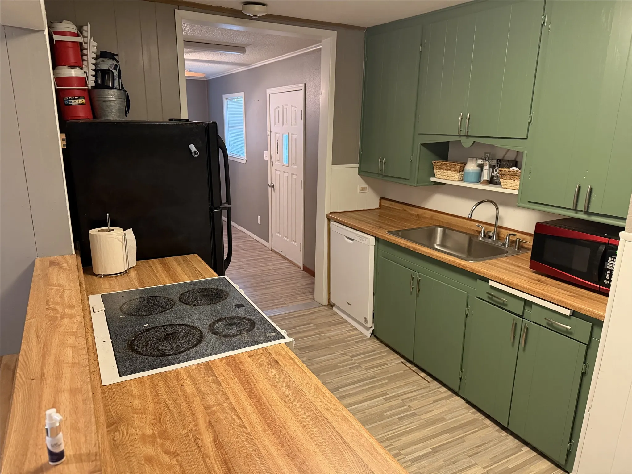 Single Family Residence For Sale in Brown County , 204 Bluffview Drive, Brownwood, Texas 76801, 4 Bedroom, 2 Bathroom, Garage spaces, 1,564 Sqft, built in 0, mls#21233898, Real Estate Agent in Brownwood, Homes For Sale in Brown county, Homes For Sale in Brownwood, Realtor in Brownwood Texas, Real Estate Brokerage Independent Realty Texas, Luminita Cordes Realtor