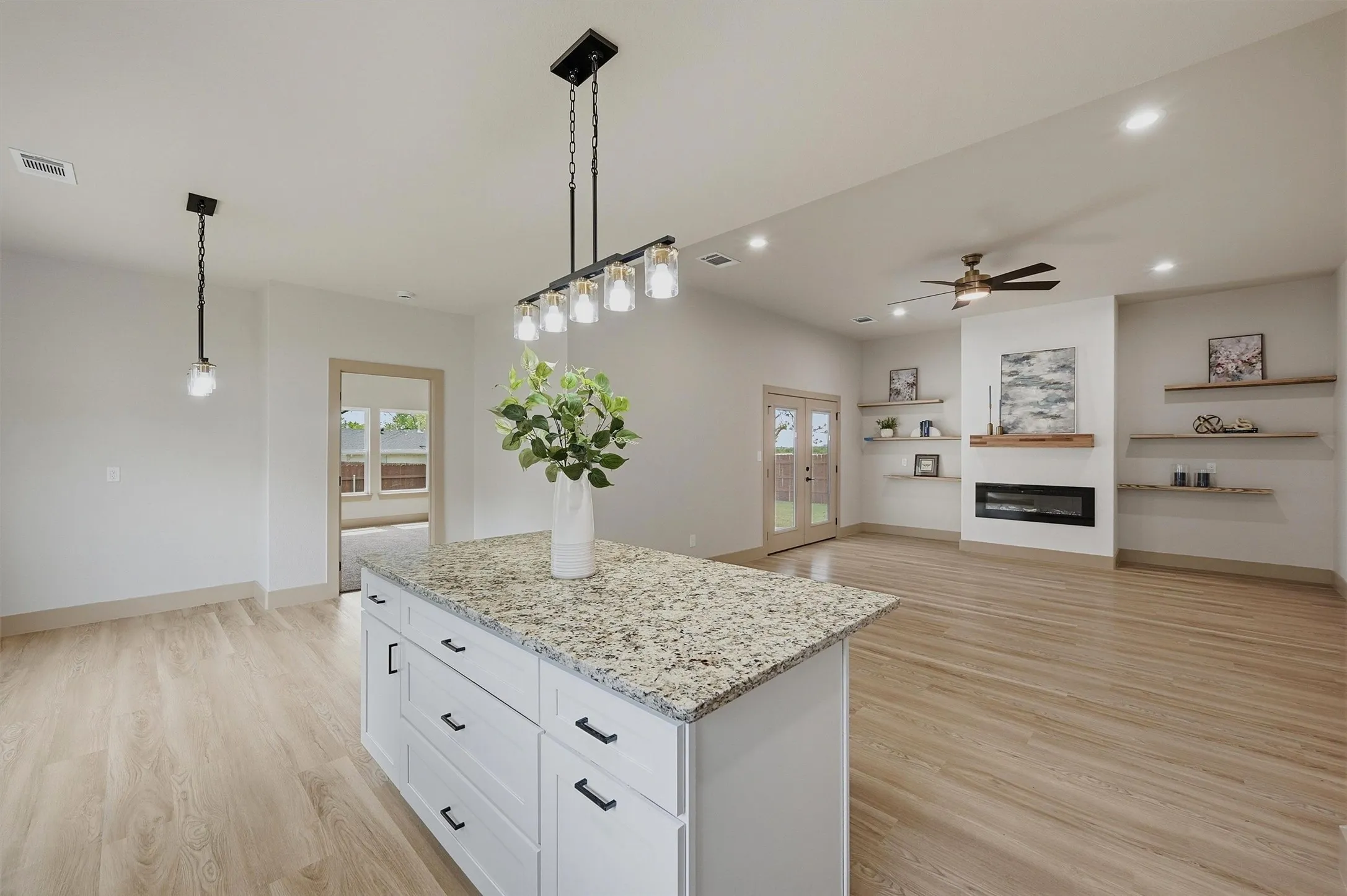  Welcome In to this open Floor Plan,  New Custom Home