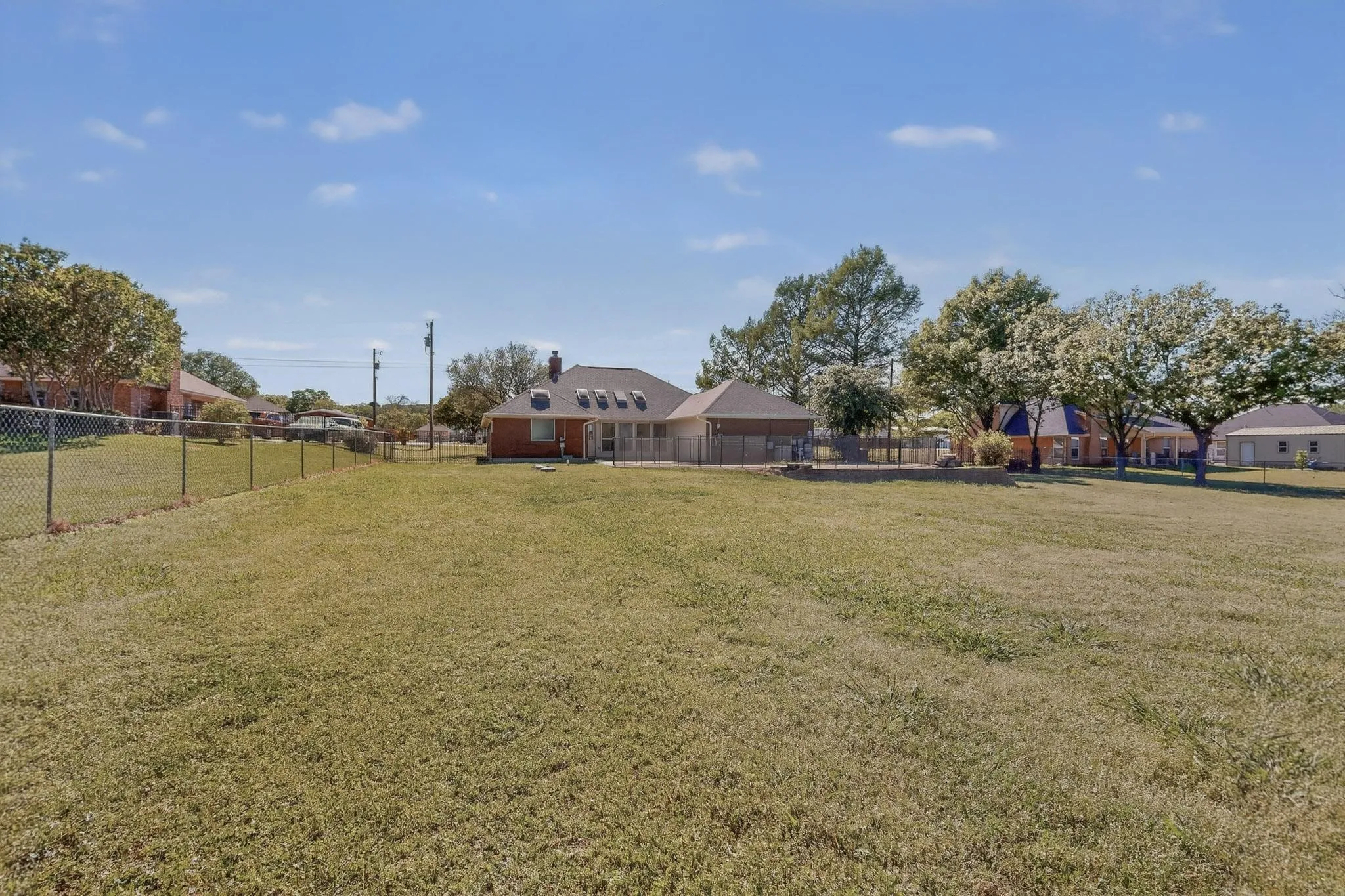 View of yard featuring a residential view