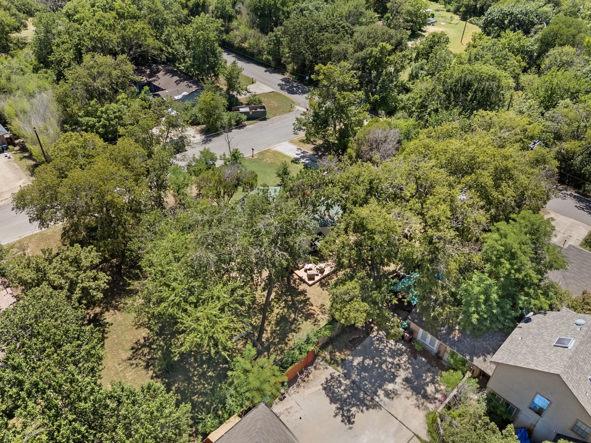 Bird's eye view of a heavily wooded area