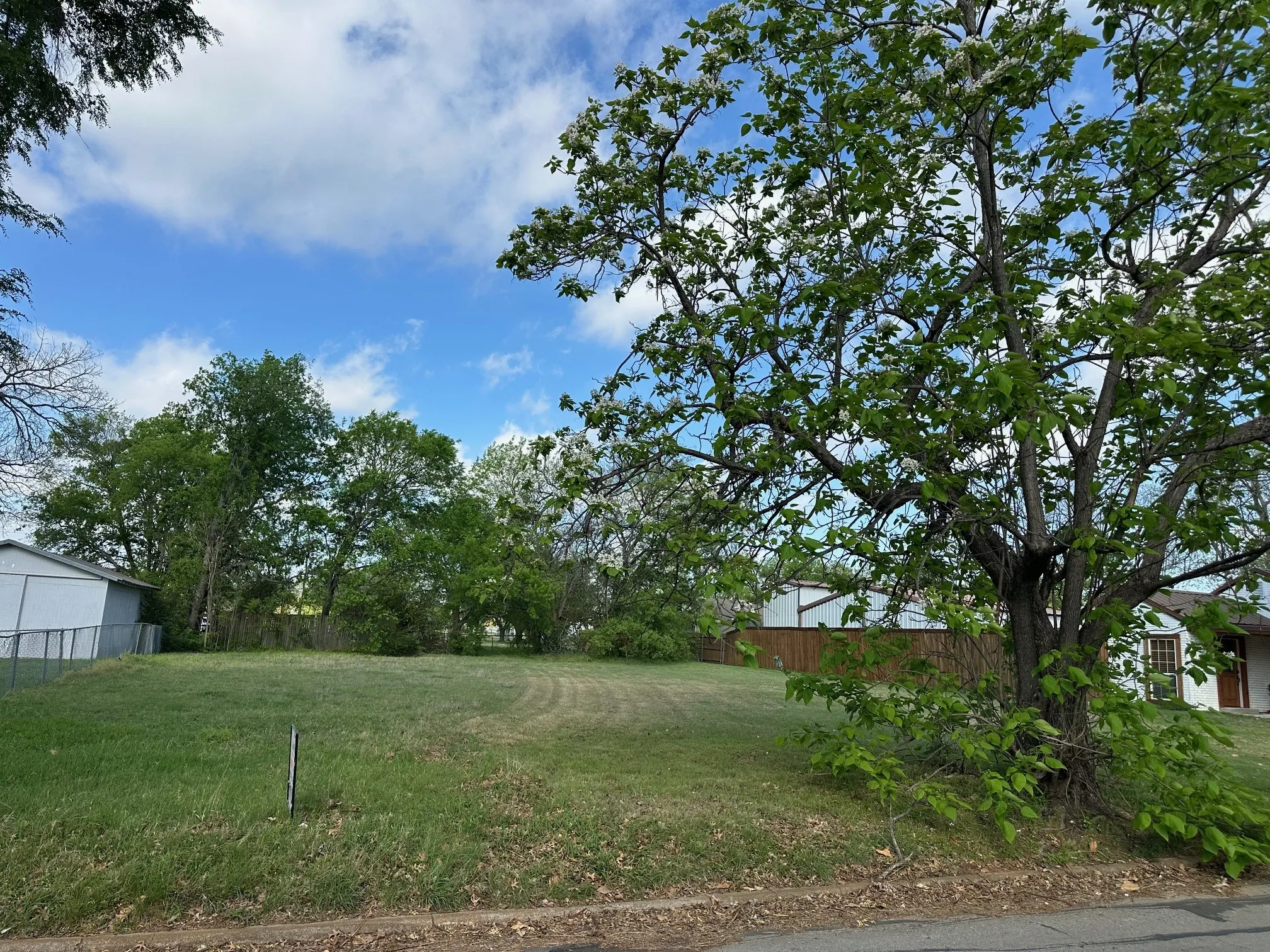 Unimproved Land For Sale in Johnson County , 201 S Lawson Street, Burleson, Texas 76028, 0, 0, Garage spaces, 0 Sqft, built in 1958, mls#21233959, Real Estate Agent in Burleson, Homes For Sale in Johnson county, Homes For Sale in Burleson, Realtor in Burleson Texas, Real Estate Brokerage Independent Realty Texas, Luminita Cordes Realtor