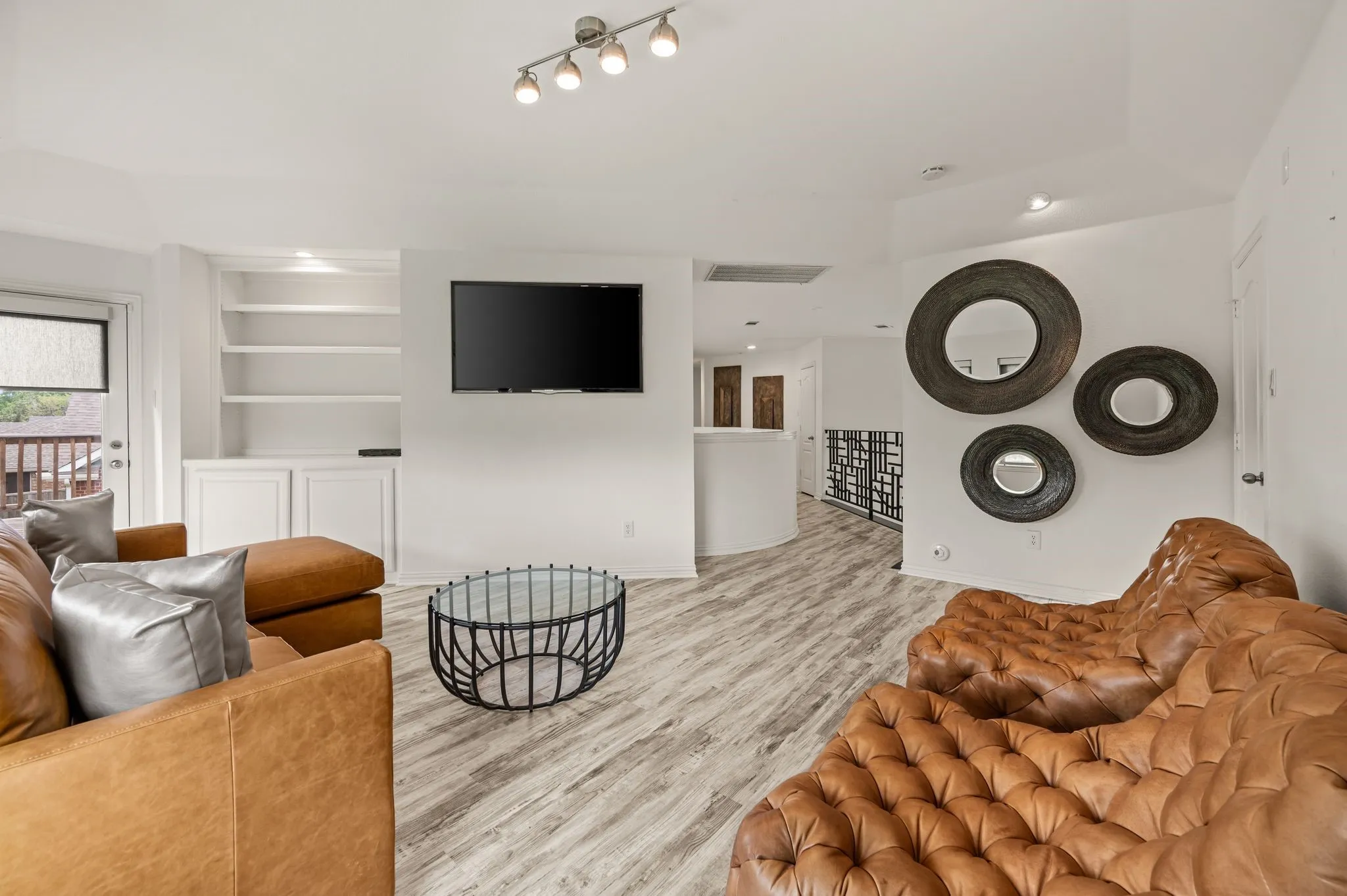 Upstairs Living Area