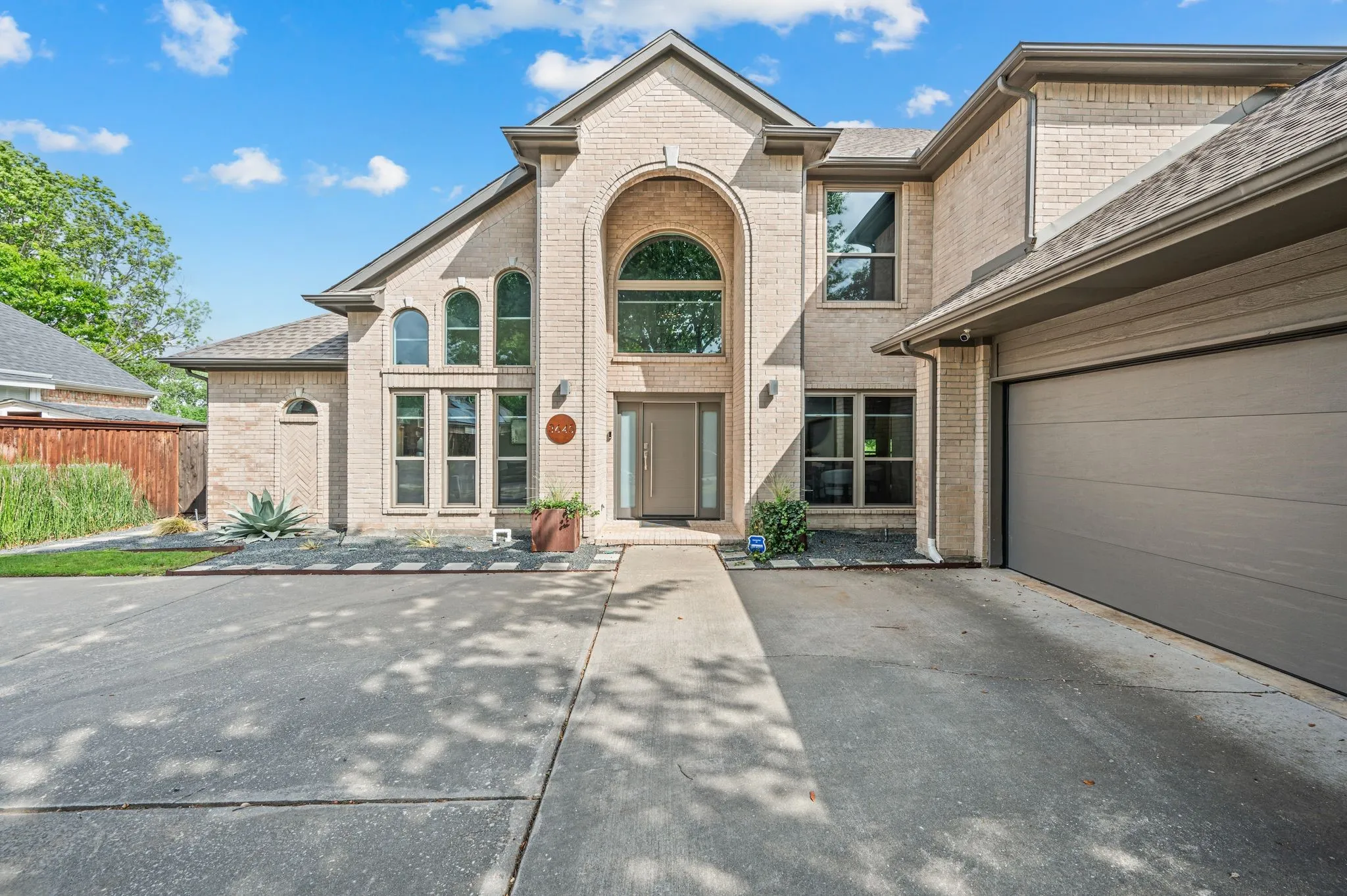 Single Family Residence For Sale in Denton County , 3645 Cottonwood Springs Drive, The Colony, Texas 75056, 5 Bedroom, 3 Bathroom, 2 Garage spaces, 3,378 Sqft, built in 1997, mls#21233829, Real Estate Agent in The Colony, Homes For Sale in Denton county, Homes For Sale in The Colony, Realtor in The Colony Texas, Real Estate Brokerage Independent Realty Texas, Luminita Cordes Realtor